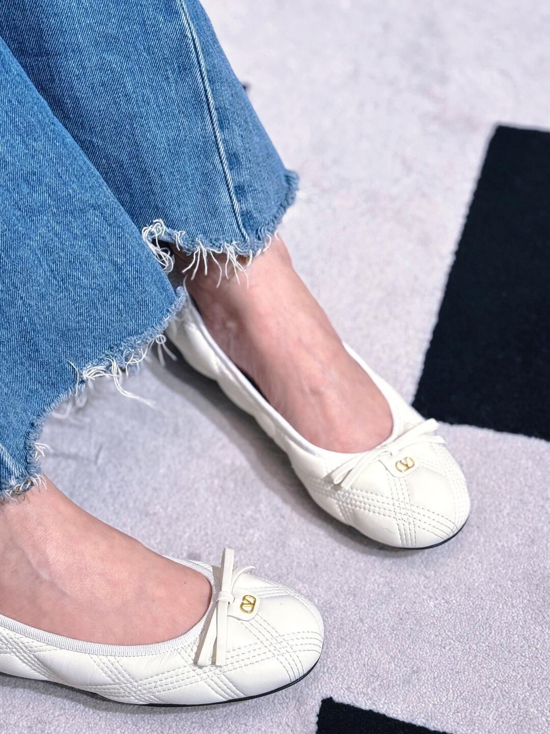 NO:694696,The feeling of lambskin is really amazing!  Super soft ~ suitable for daily commuting and shopping ~ super comfortable and does not scratch your feet!  !  , single shoes, sheepskin19860909小羊皮的脚感真的绝了！ 超级柔软～日常通勤、逛街都合适～超级舒服不磨脚！！,单鞋,sheepskin,Women's Shoes