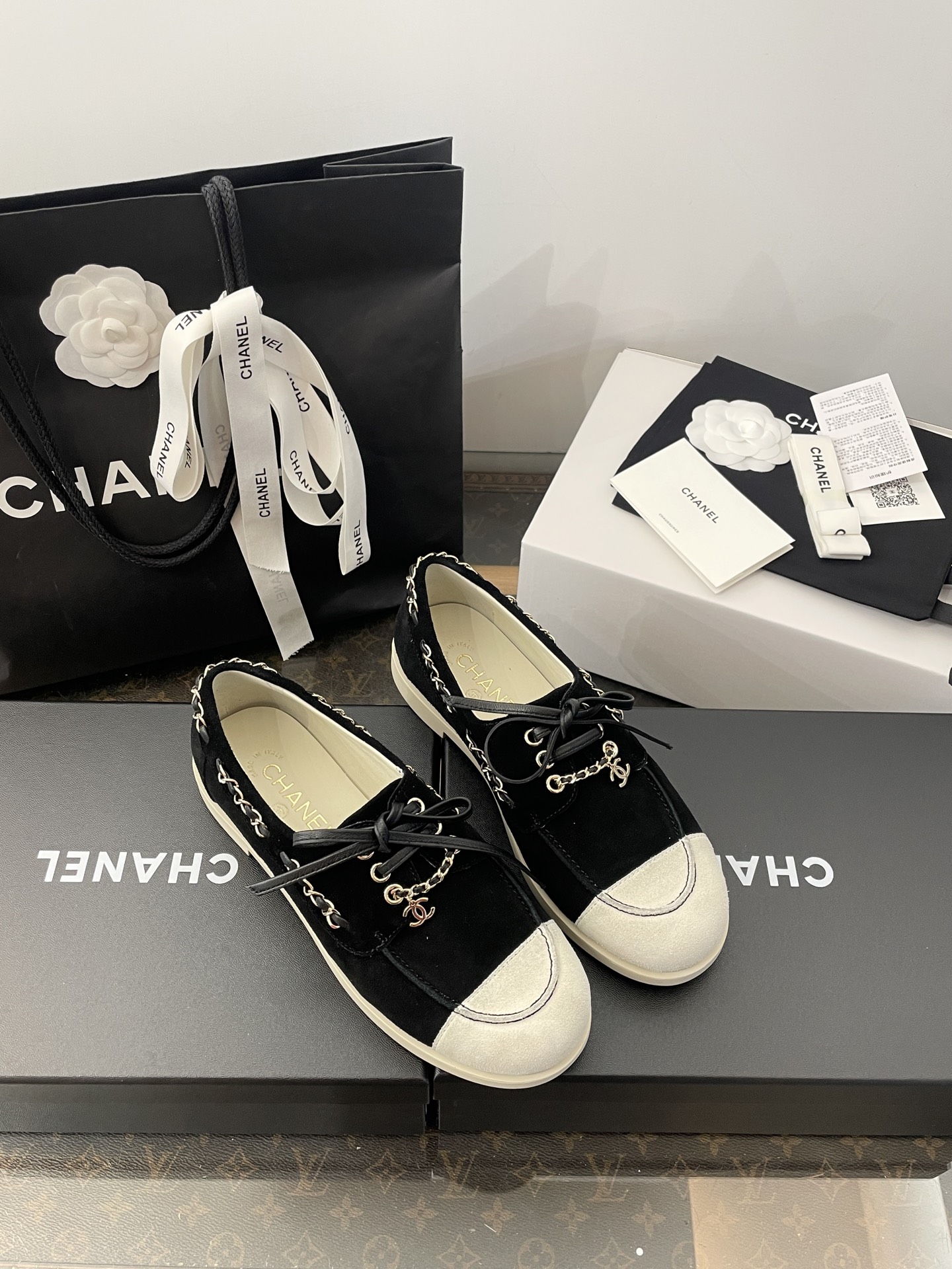 CHANEL カジュアルスニーカー ヴィンテージで上品な雰囲気～デイリー通勤にも万能 - 最高品質