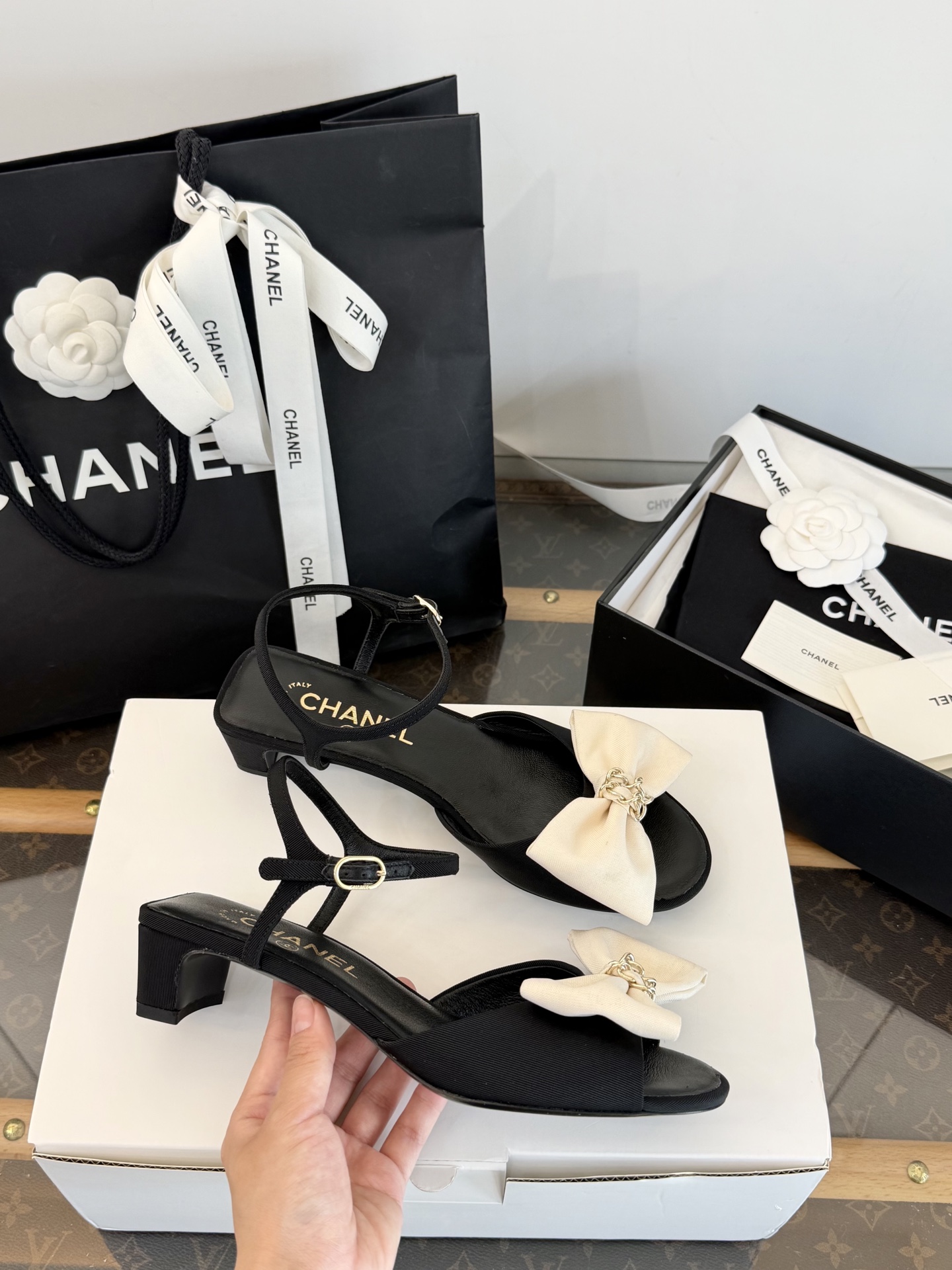 CHANEL 春夏 サンダル 肌を白く見せる～上品な雰囲気 - 最高品質