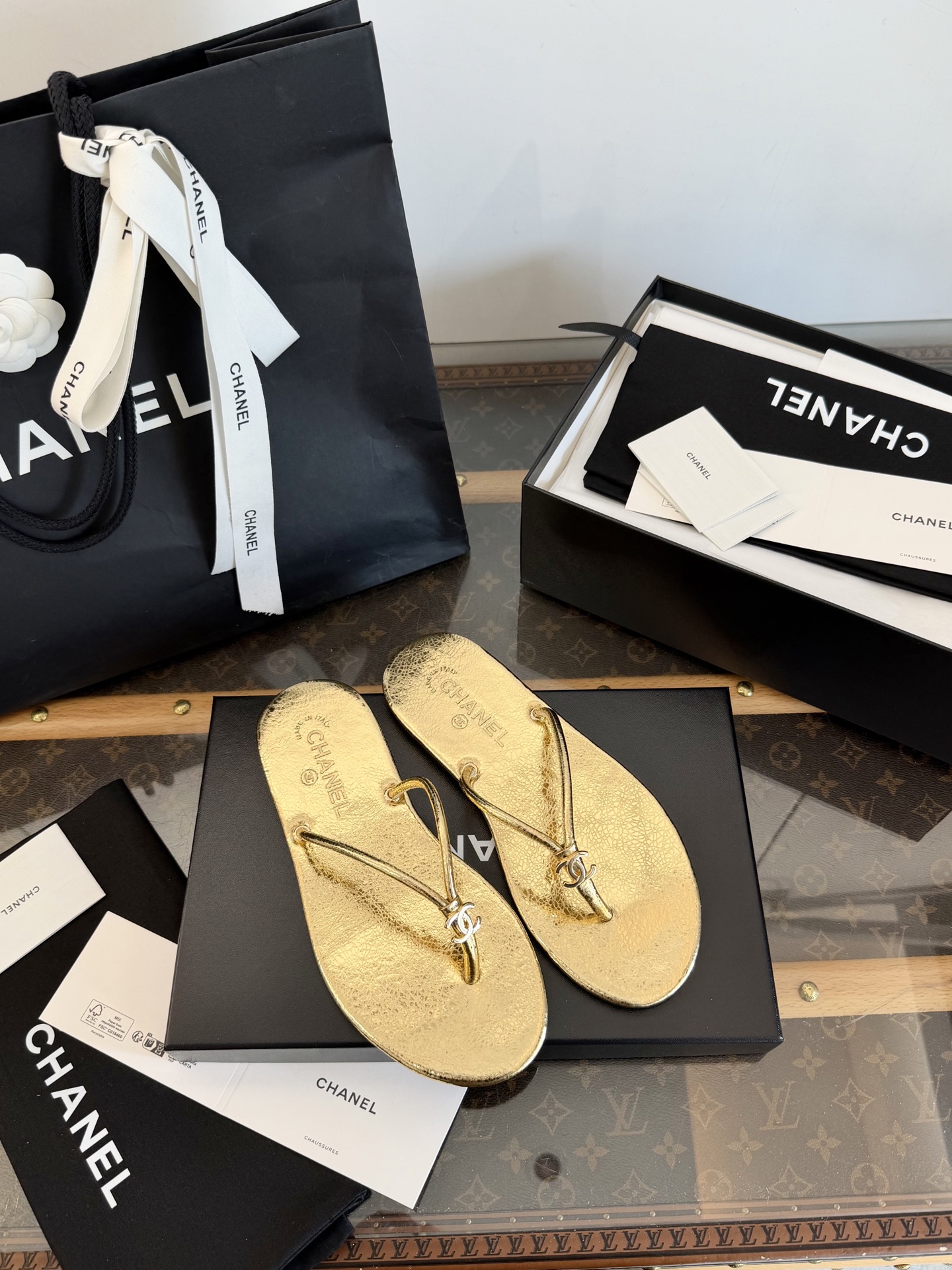 CHANEL 春夏 フラットサンダル ビーチサンダル 肌を白く見せる～上品な雰囲気 -トップ品質