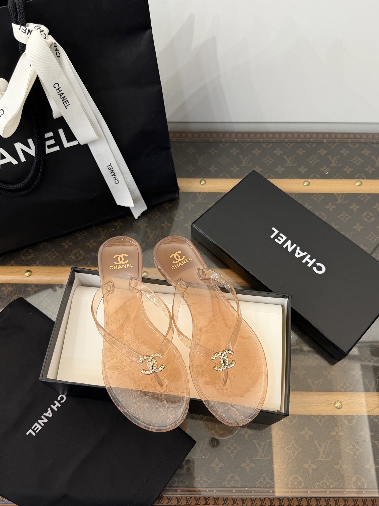 CHANEL 春夏 フラットサンダル ビーチサンダル 肌を白く見せる～上品な雰囲気 -トップ品質