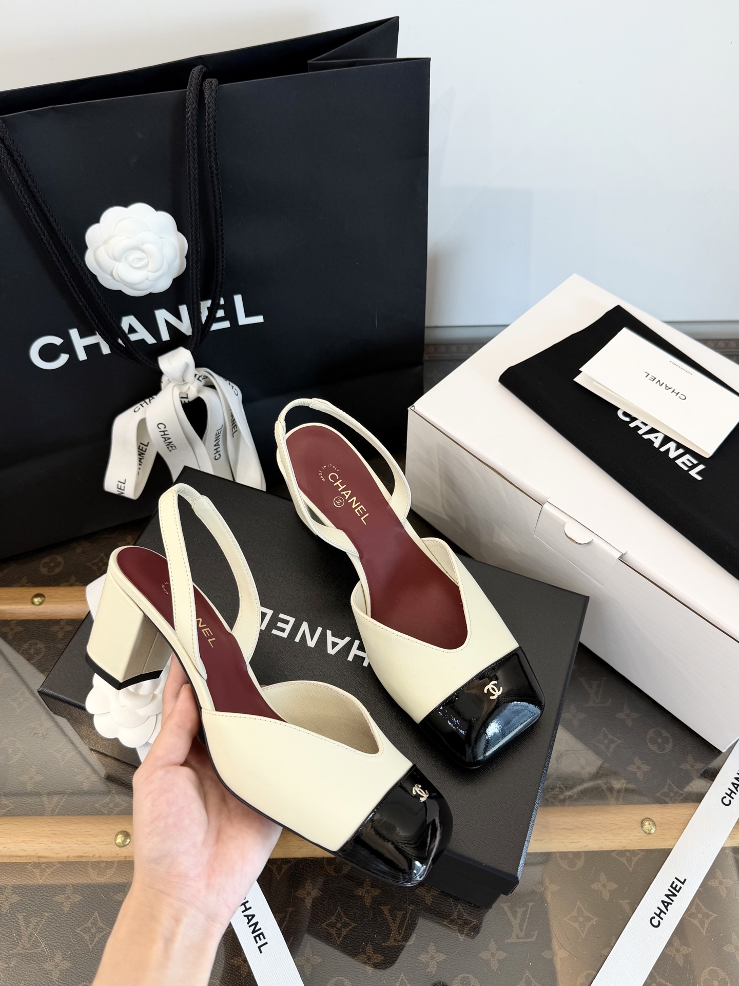 CHANEL 春夏 サンダル 肌を白く見せて～上品な雰囲気 -トップ品質