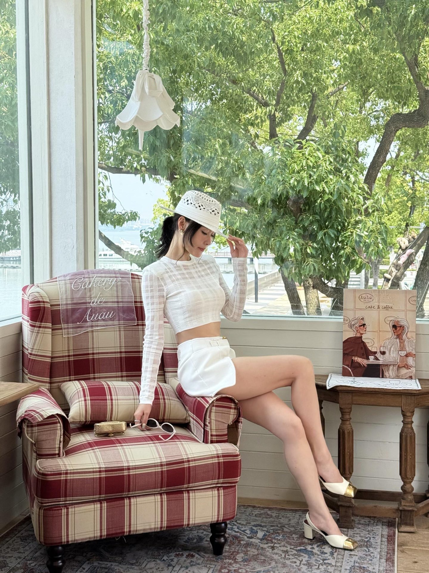 NO:888351,It looks very classy when paired with jeans or small skirts. It is gentle and elegant. It is the versatile king in summer. Sandals, sandals, skirts, jeans19860909搭配牛仔裤、小裙子都超有气质, 温柔又显贵,夏天的百搭王就是它了,凉鞋,sandals,skirts,jeans,Women's Shoes