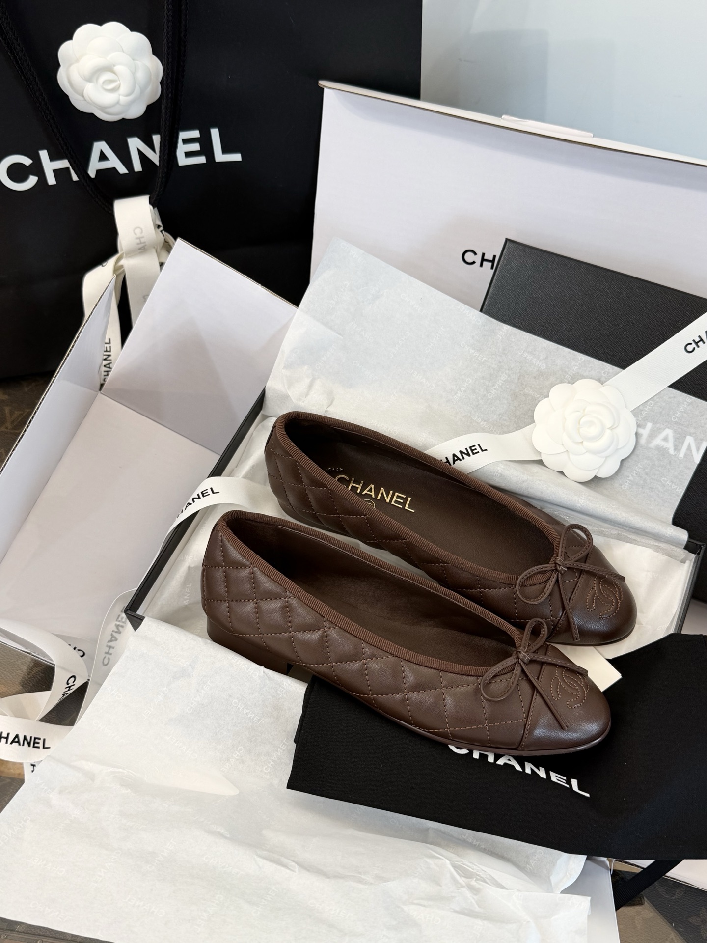 CHANEL 春夏 メリージェーン ヴィンテージで上品な雰囲気～デイリーから通勤まで万能 -最高品質