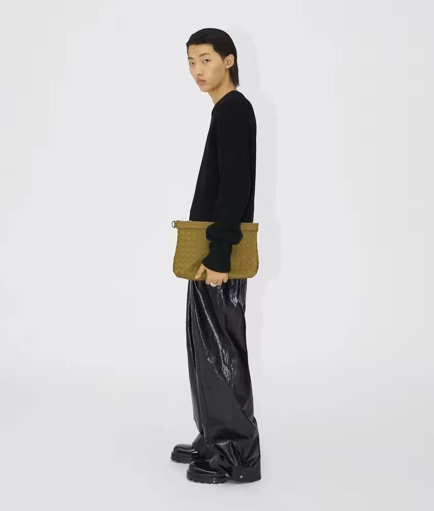 Bottega Veneta Product _dinqfBBPy0S6mmTSME_T_QxxJ1CagqL3UXzj_9g