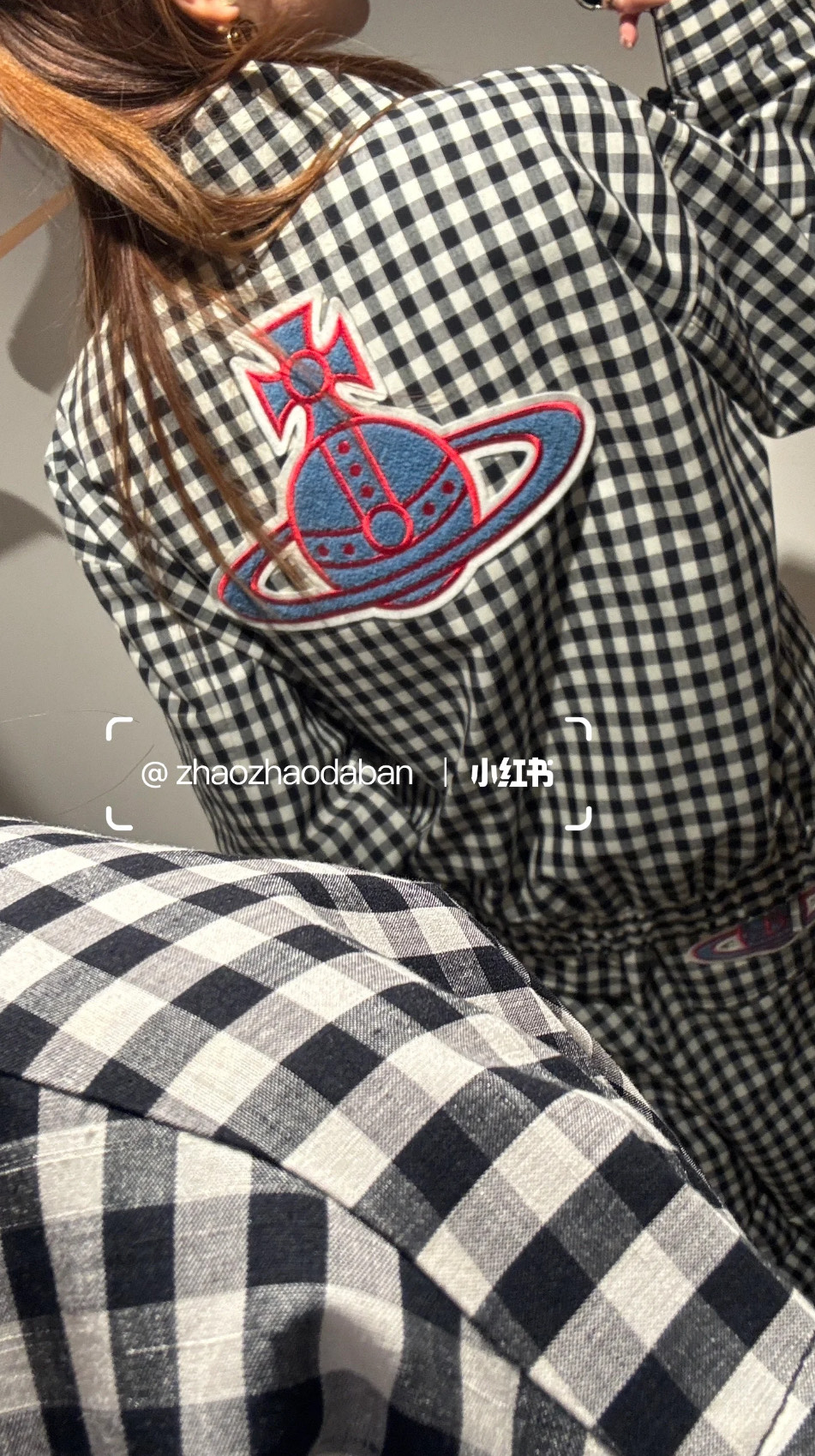 Article Summary: Queen’s Thong Coat and the Color at the Tip of the Heart - 图片 8