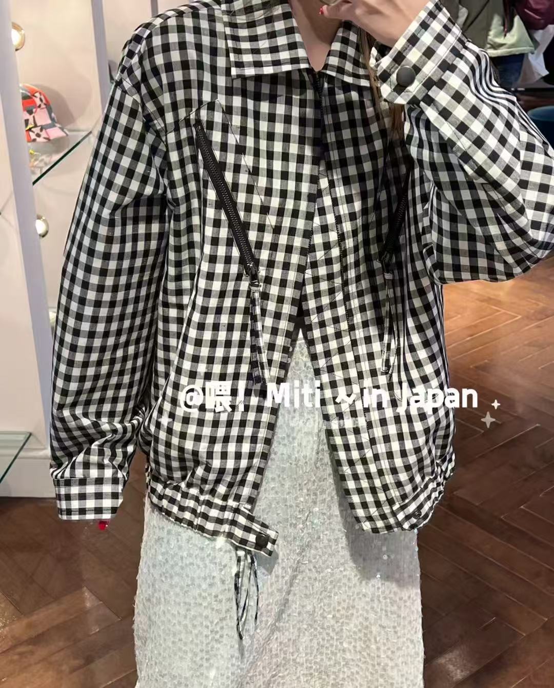 Article Summary: Queen’s Thong Coat and the Color at the Tip of the Heart - 图片 4