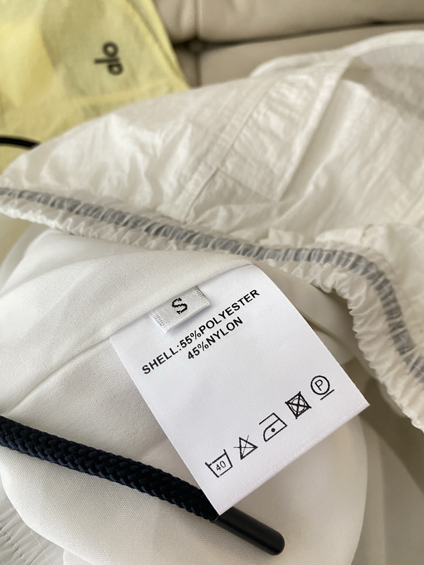 Alo Yoga High-Waist Shorts: Quick-Dry, Slimming, and Stylish Design 8 i1747041748353 5101 0 6