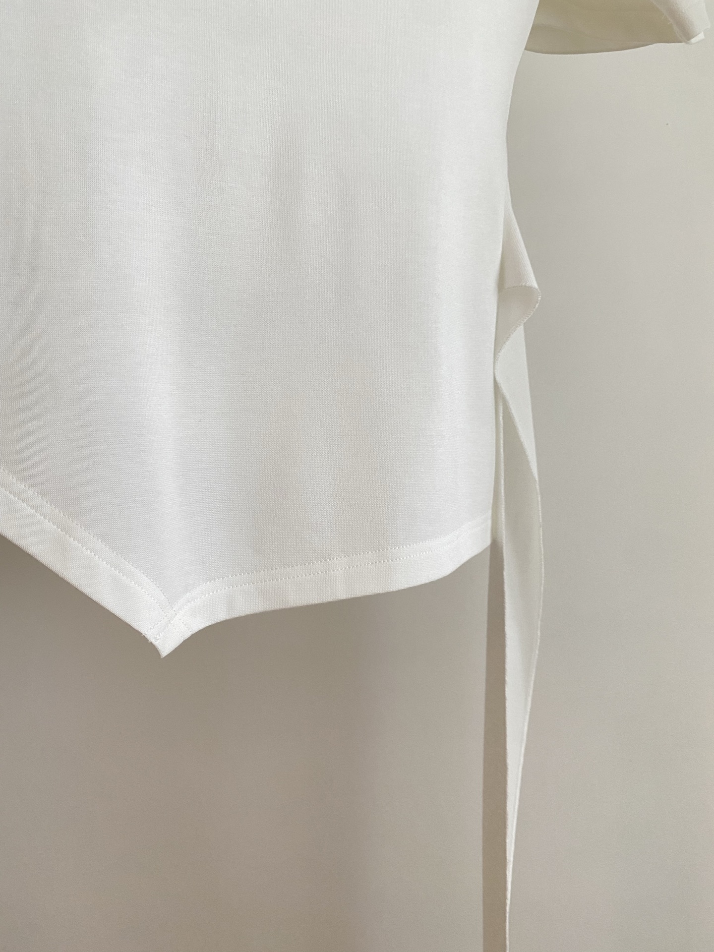 Stylish Women's Cotton One-Shoulder Tie T-Shirt - Comfortable & Trendy 5 i1747301405925 7306 0 3