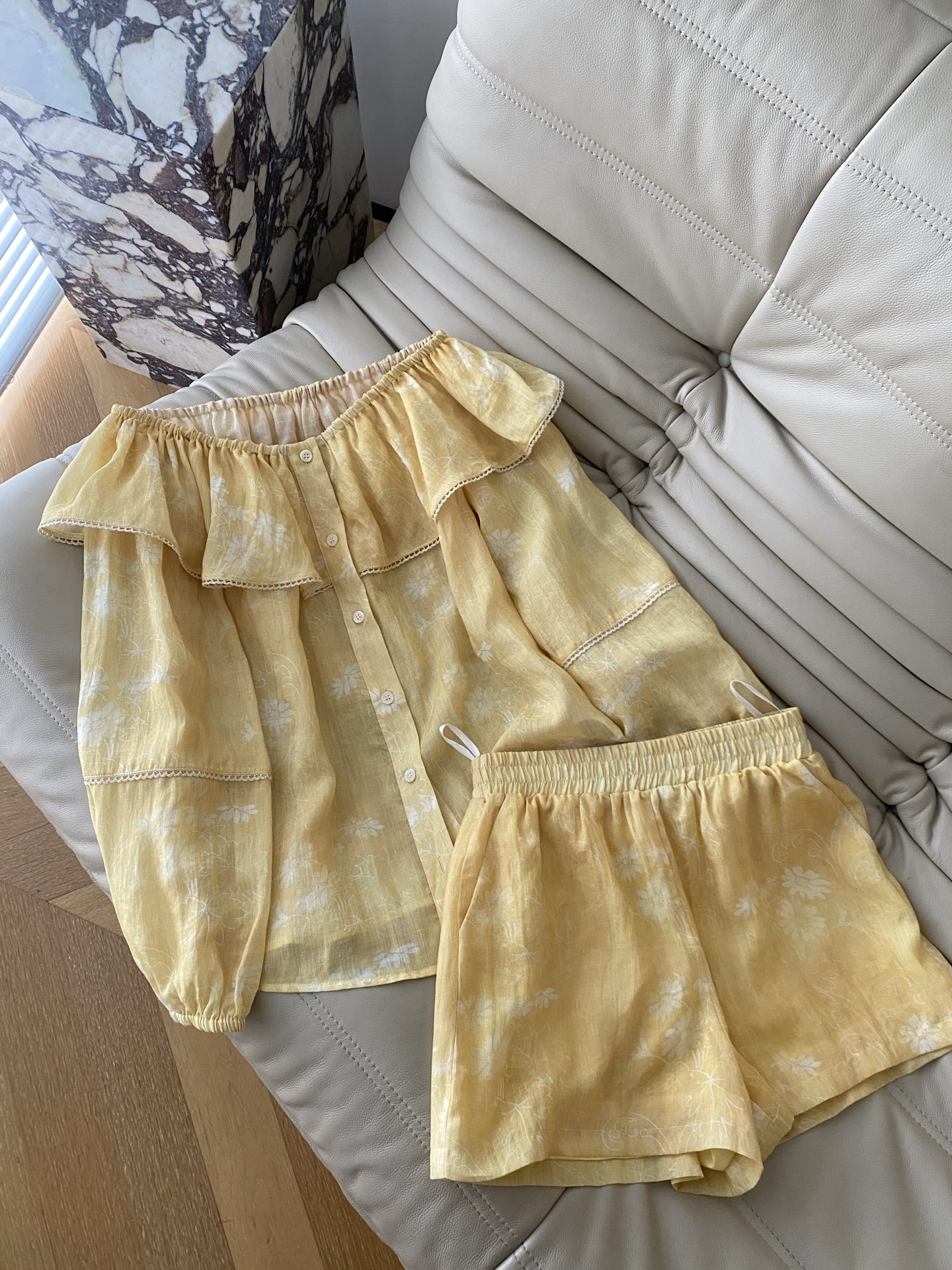 Women's Linen Off-Shoulder Top and Shorts Set - Breathable & Relaxed Fit 2 i1747384935759 1915 0 0