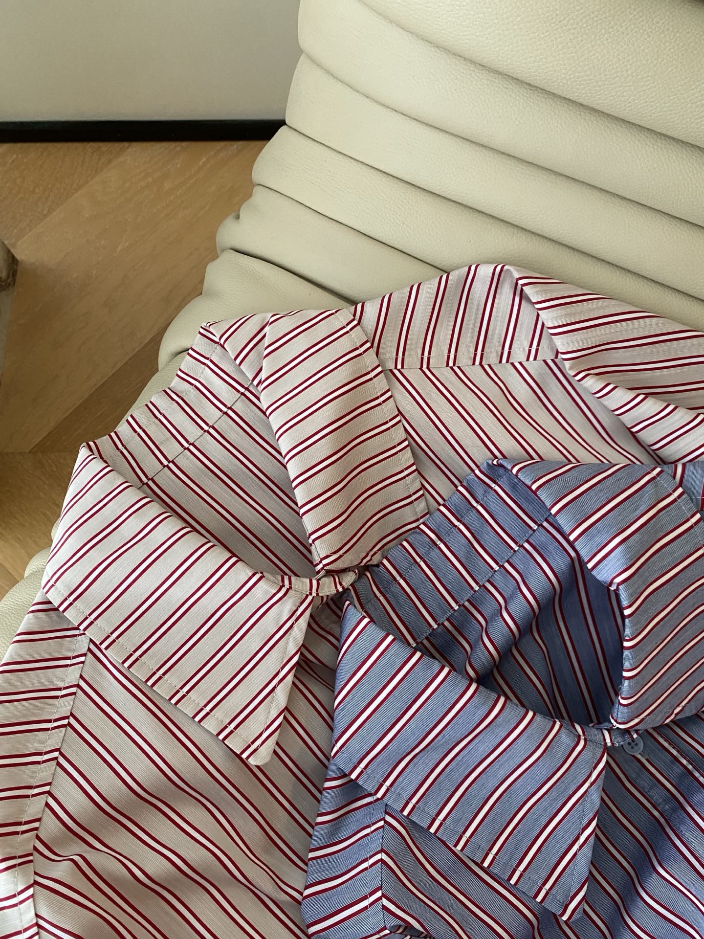 “Fall and Winter Queen’s Sunshine Dress: Classic Blouse Design with Oversized Top and Twirl Strips” - 图片 5