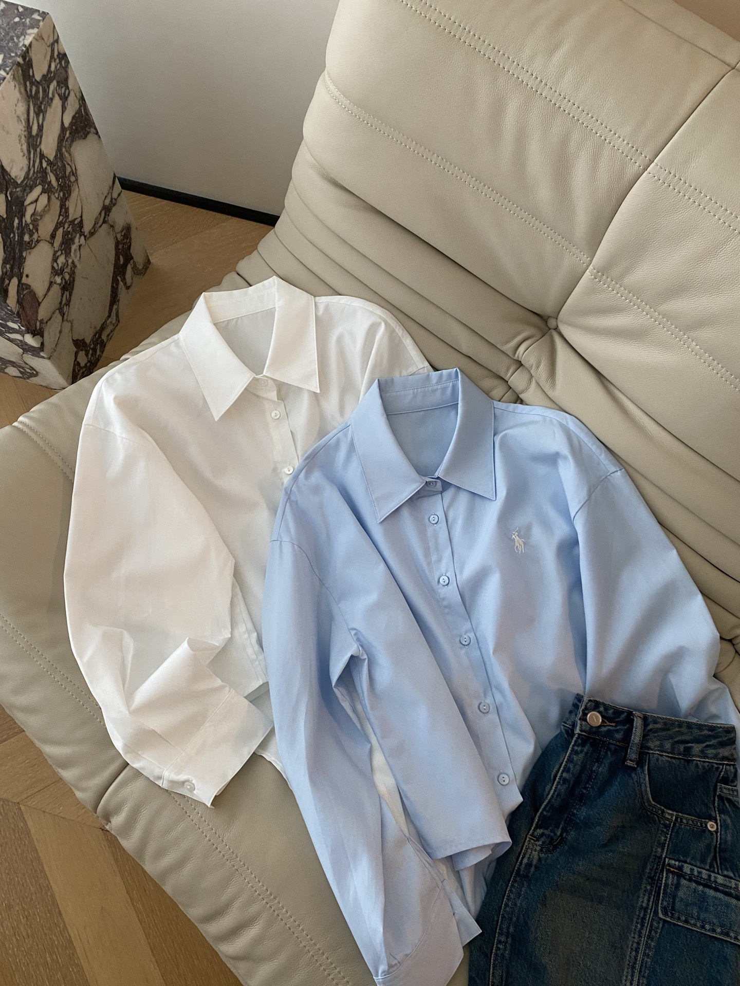 Autumn and Winter Fashion: Smug Dress with Embroidered Shirt and Logo Embroidery - 图片 1