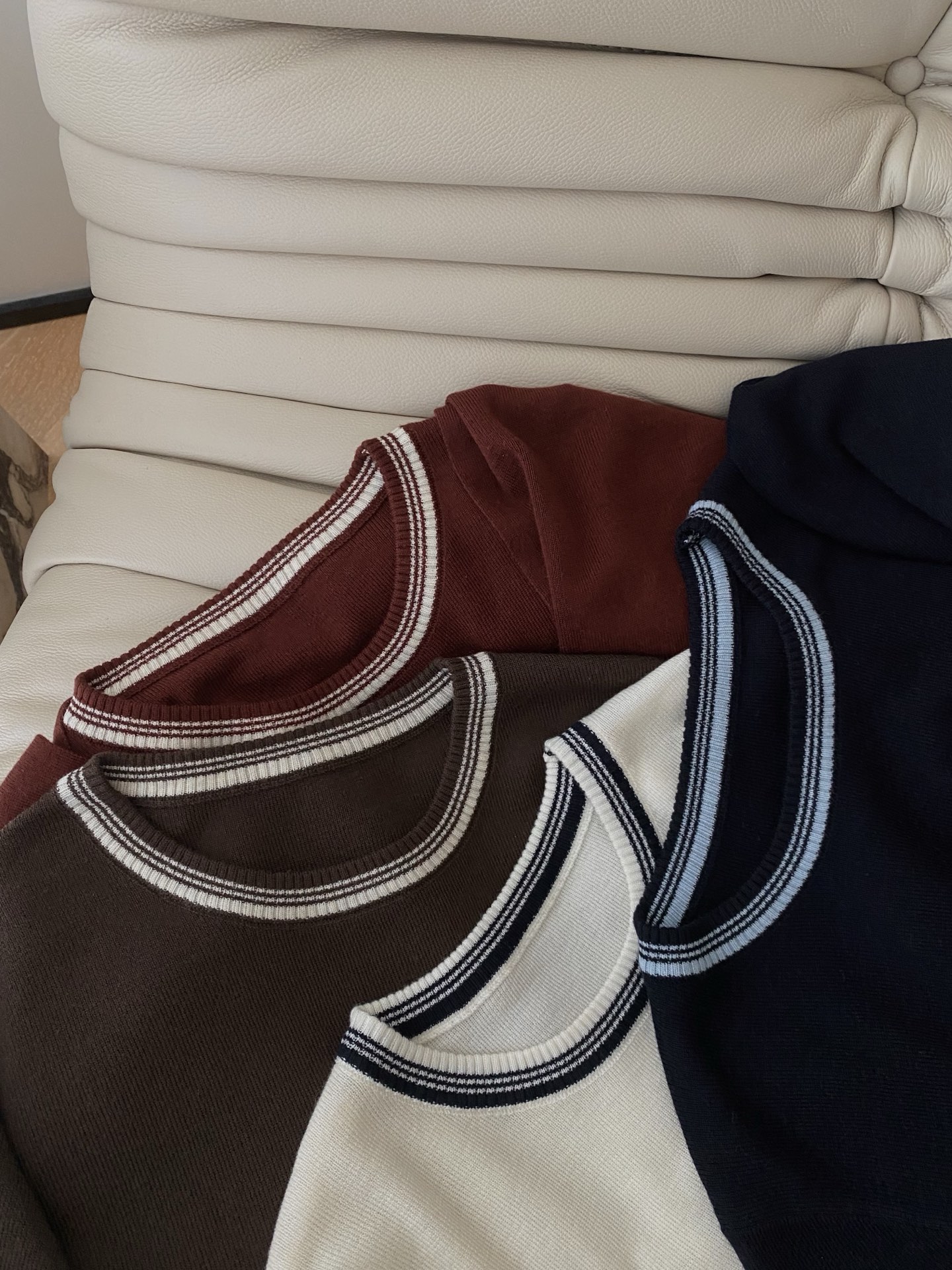 Elegant Wool Blend Capelet & Short Sleeve Set - Versatile & Chic 6 i1756033496664 1599 0 4