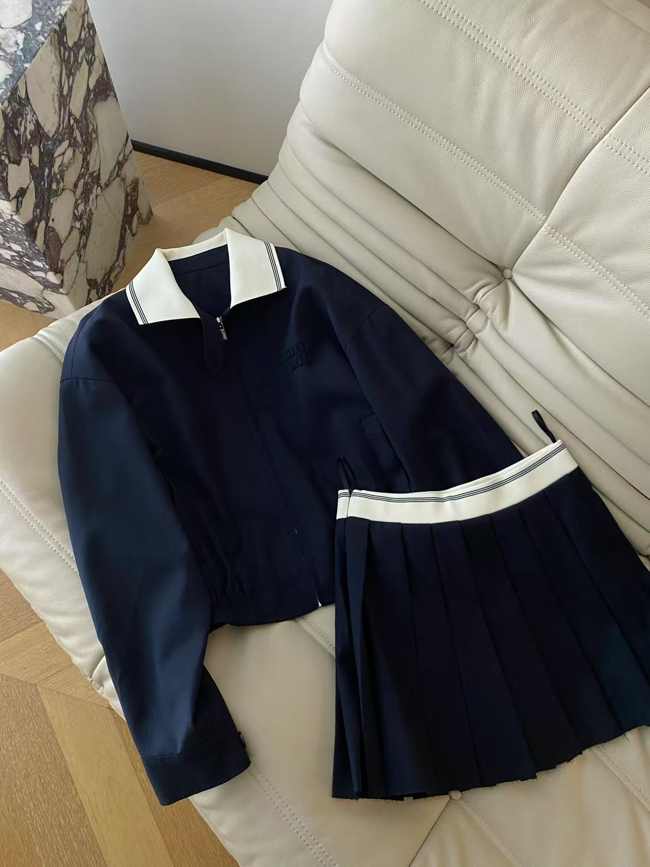 Miu Miu Wool Blend Pleated Skirt Set with Color Block Collar 2 i1756719854823 6791 0 0