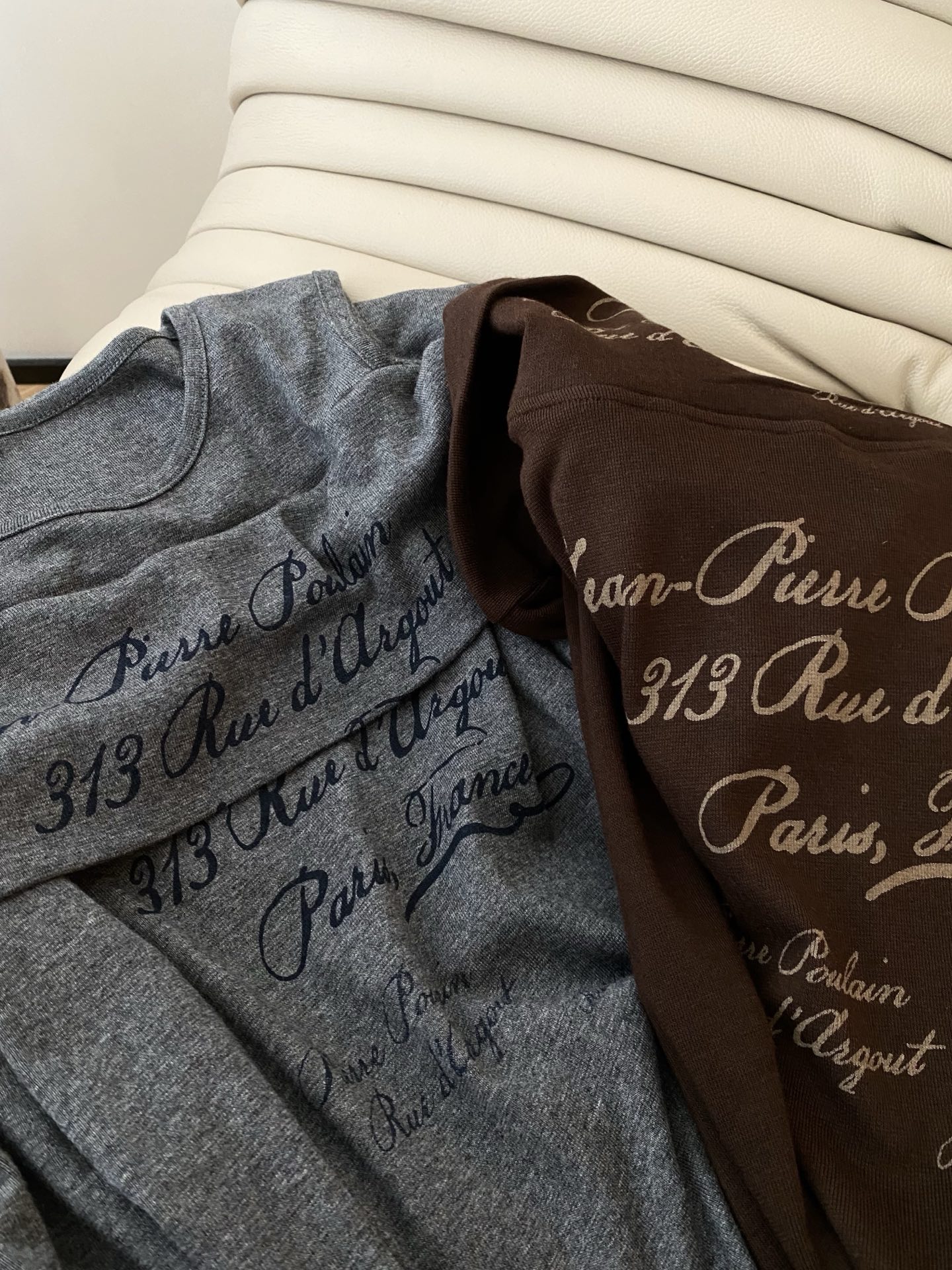 Women's Two-Piece Off-Shoulder T-Shirt with American Lettering - Chic & Stylish 7 i1757234675919 978 0 6