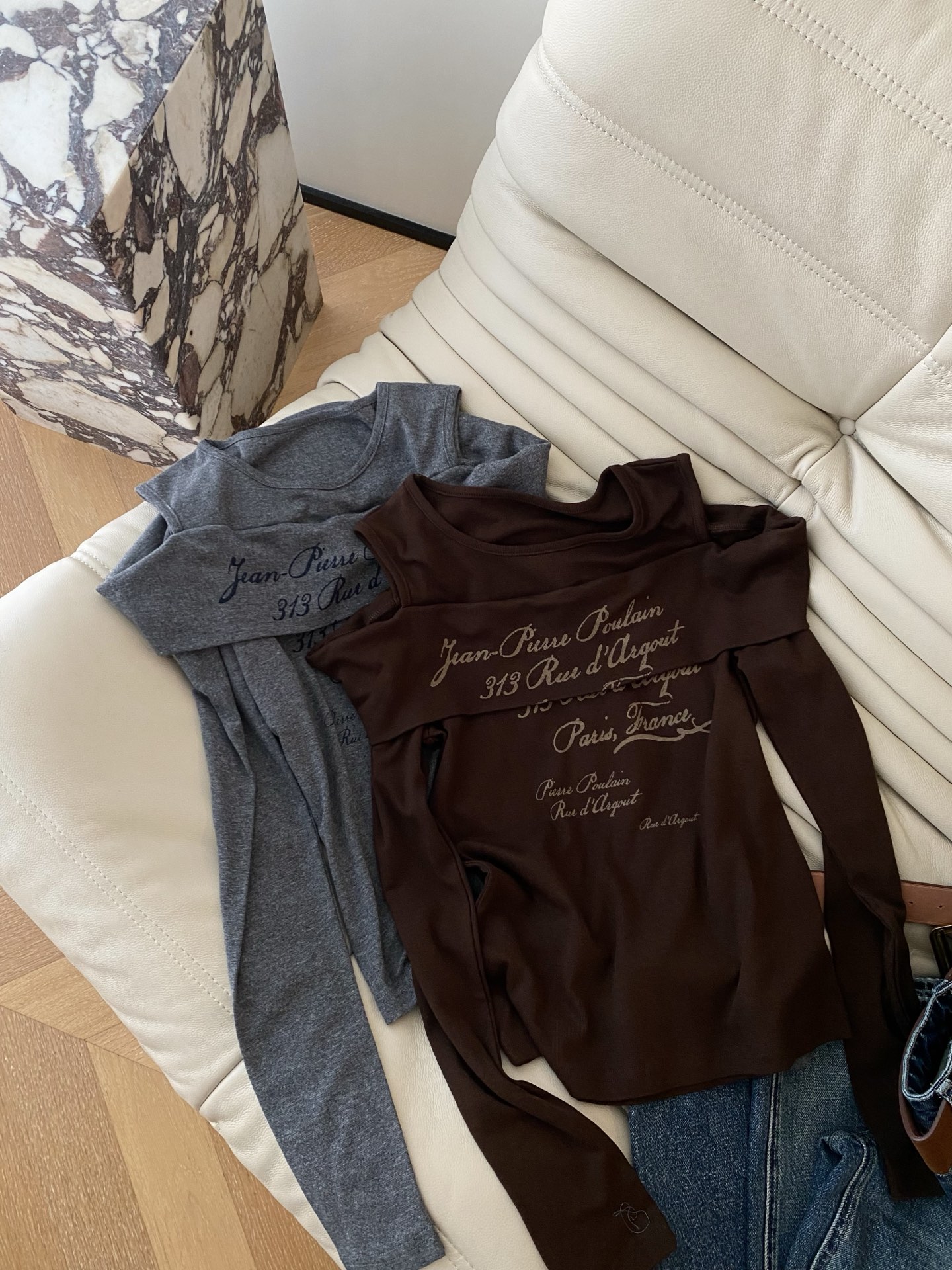 Women's Two-Piece Off-Shoulder T-Shirt with American Lettering - Chic & Stylish 2 i1757234676924 8724 0 1