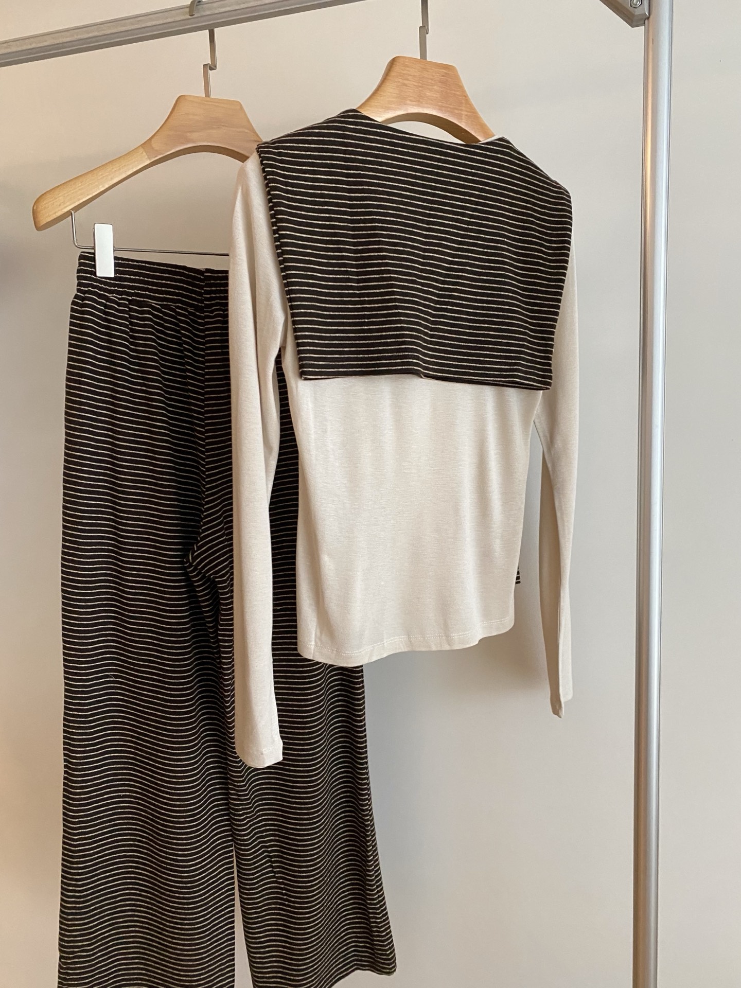 Chrome Hearts Striped Shawl Pants Knitted Lounge Set - Effortless Style 8 i1757324290981 975 0 6