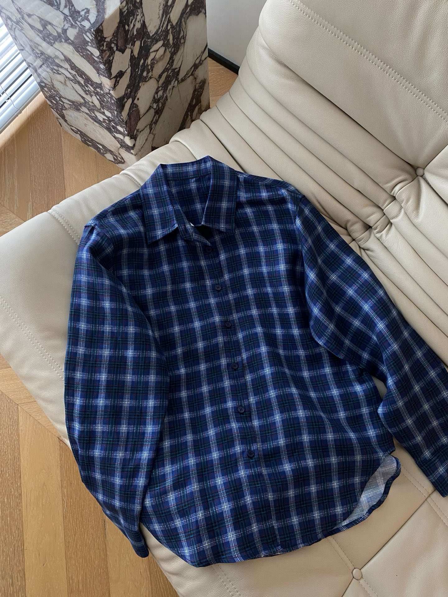 Oversized Plaid Flannel Shirt: Classic Style for All Seasons 2 i1757325071450 7511 0 0