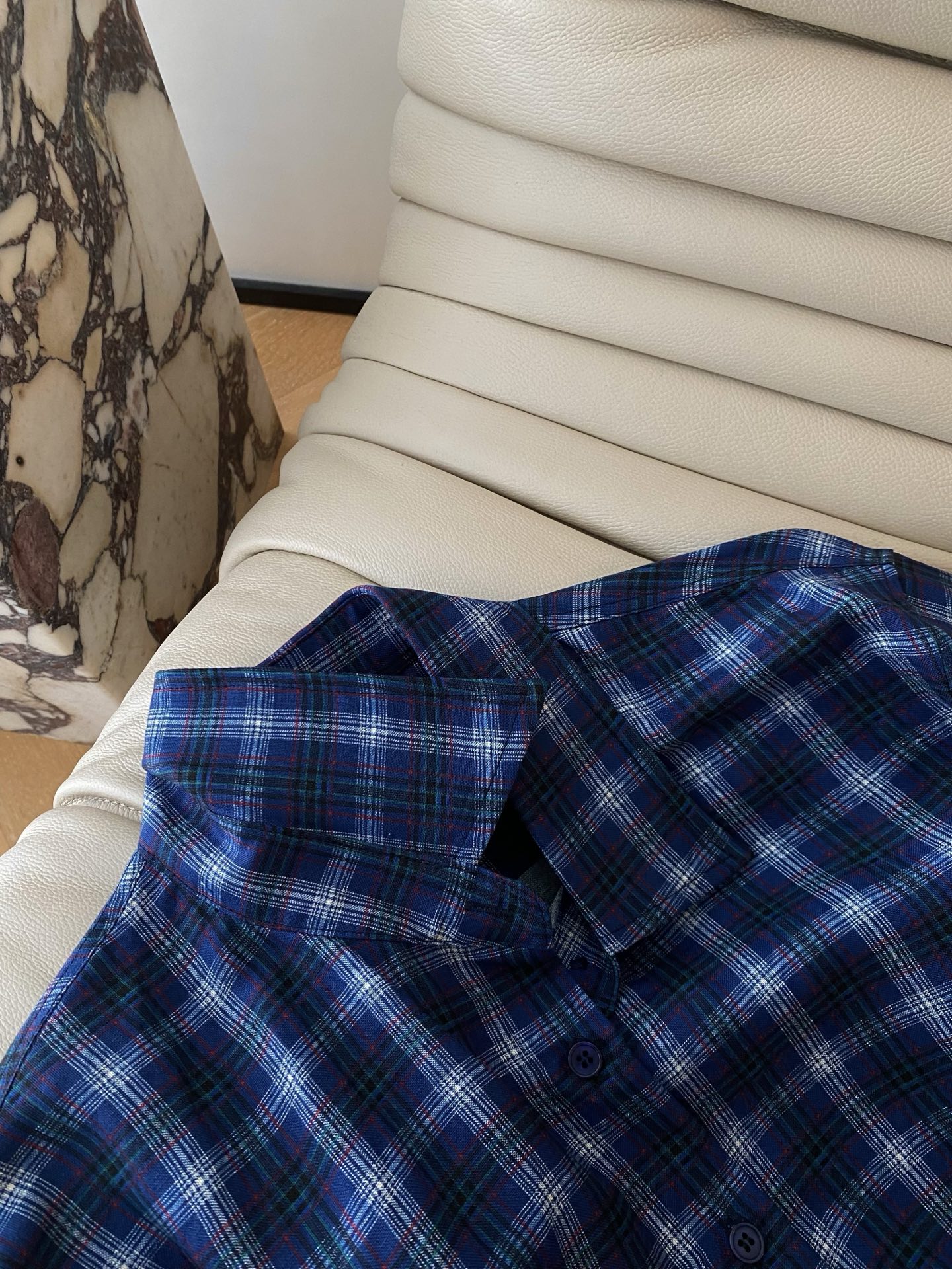 Oversized Plaid Flannel Shirt: Classic Style for All Seasons 4 i1757325072531 4674 0 2