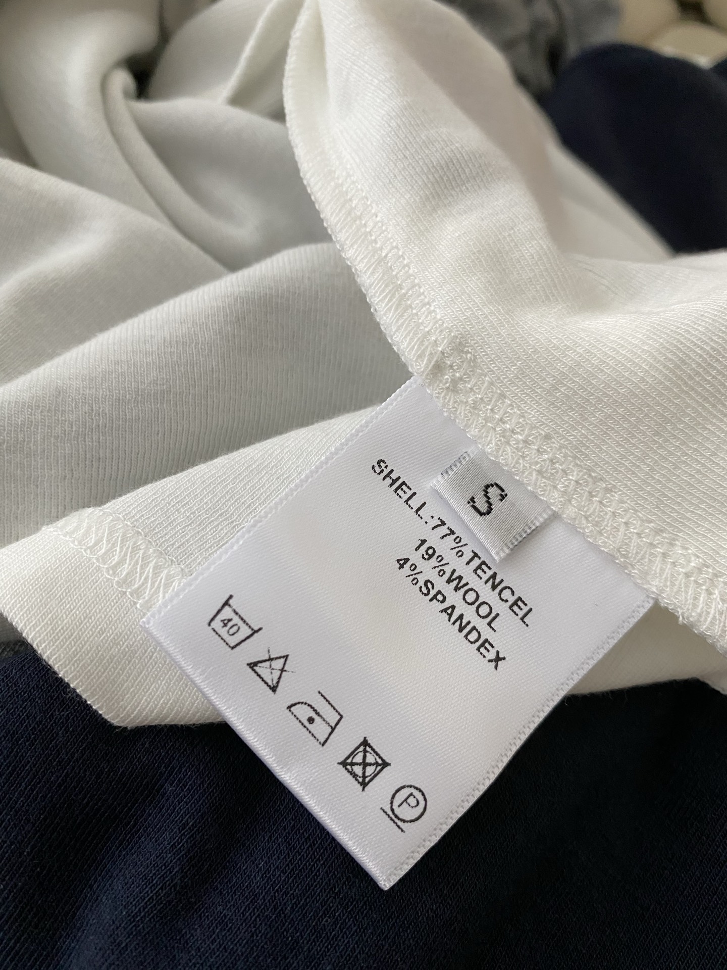 Miu-Inspired Two-Piece Long Sleeve Top in Wool-Blend Fabric 8 i1757850396986 9515 0 6