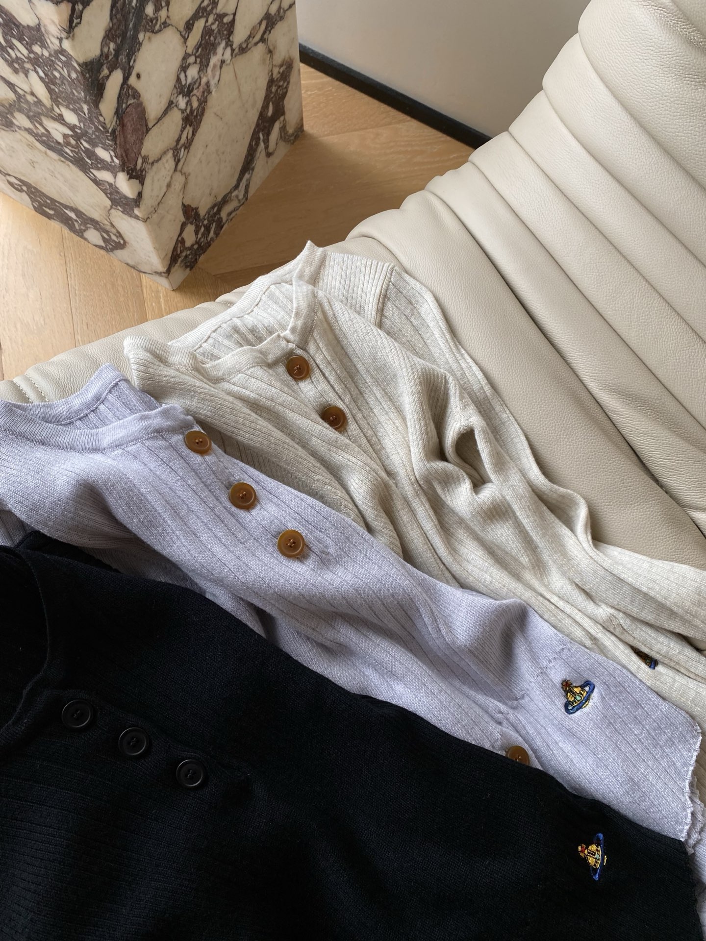25PF Saturn Knit Sweater: Soft Wool Blend, Comfortable Fit, and Flattering Design 5 i1758189507230 7258 0 3