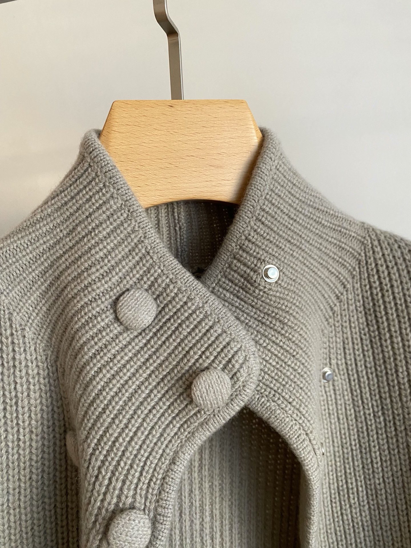 Elegant Double-Breasted Wool Coat: Warm, Stylish Outerwear for Women 7 i1760434495698 7711 0 5