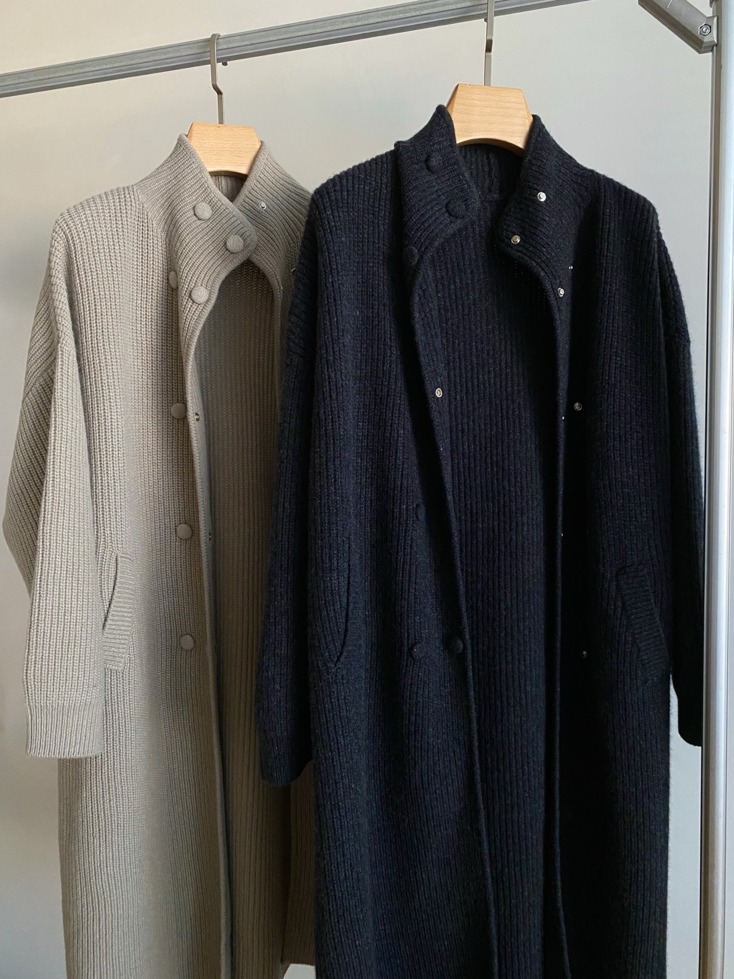 Elegant Double-Breasted Wool Coat: Warm, Stylish Outerwear for Women 2 i1760434495802 1130 0 0