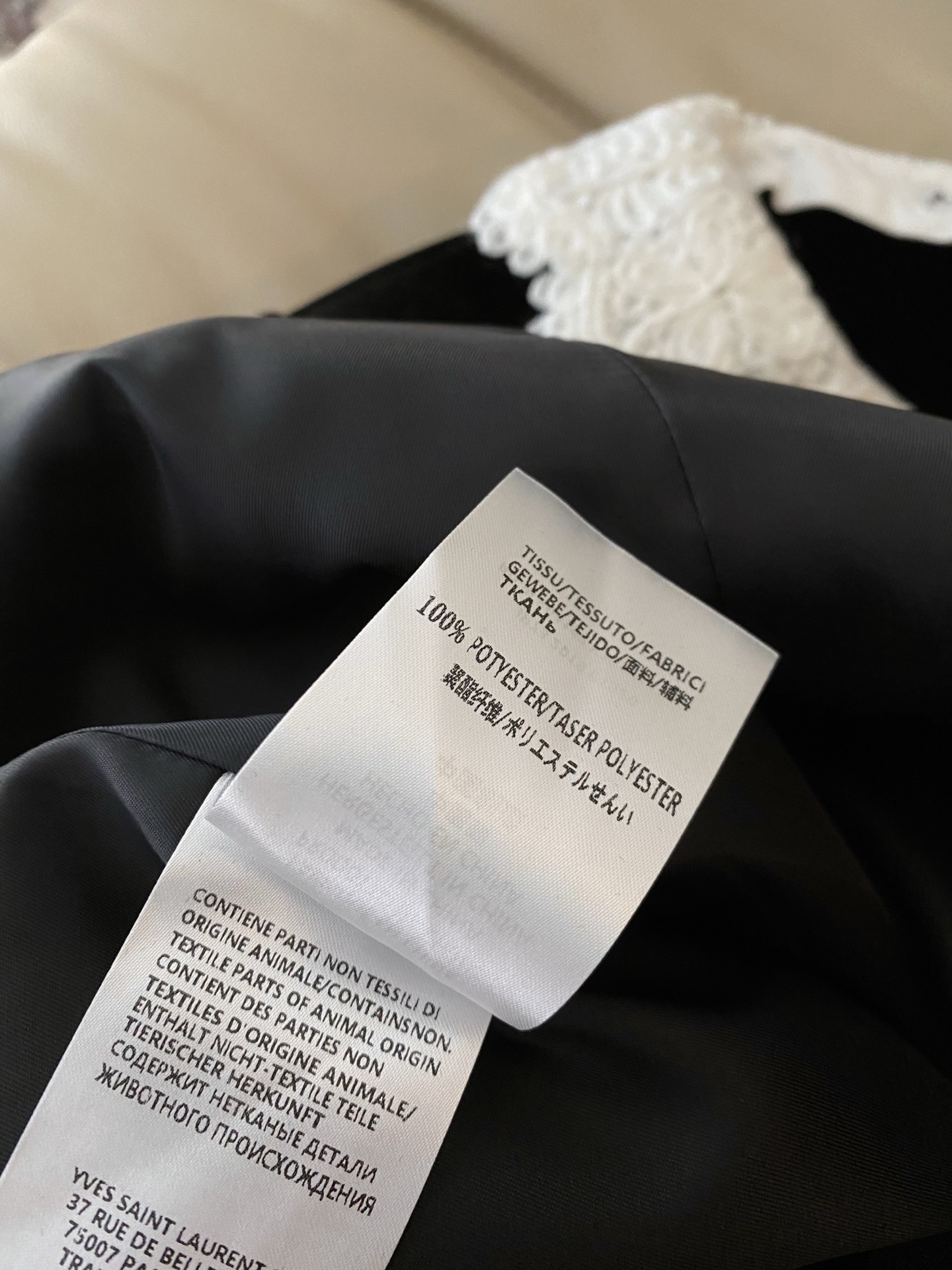 Elegant Velvet Dress with White Lace Peter Pan Collar 8 i1761299861352 941 0 6