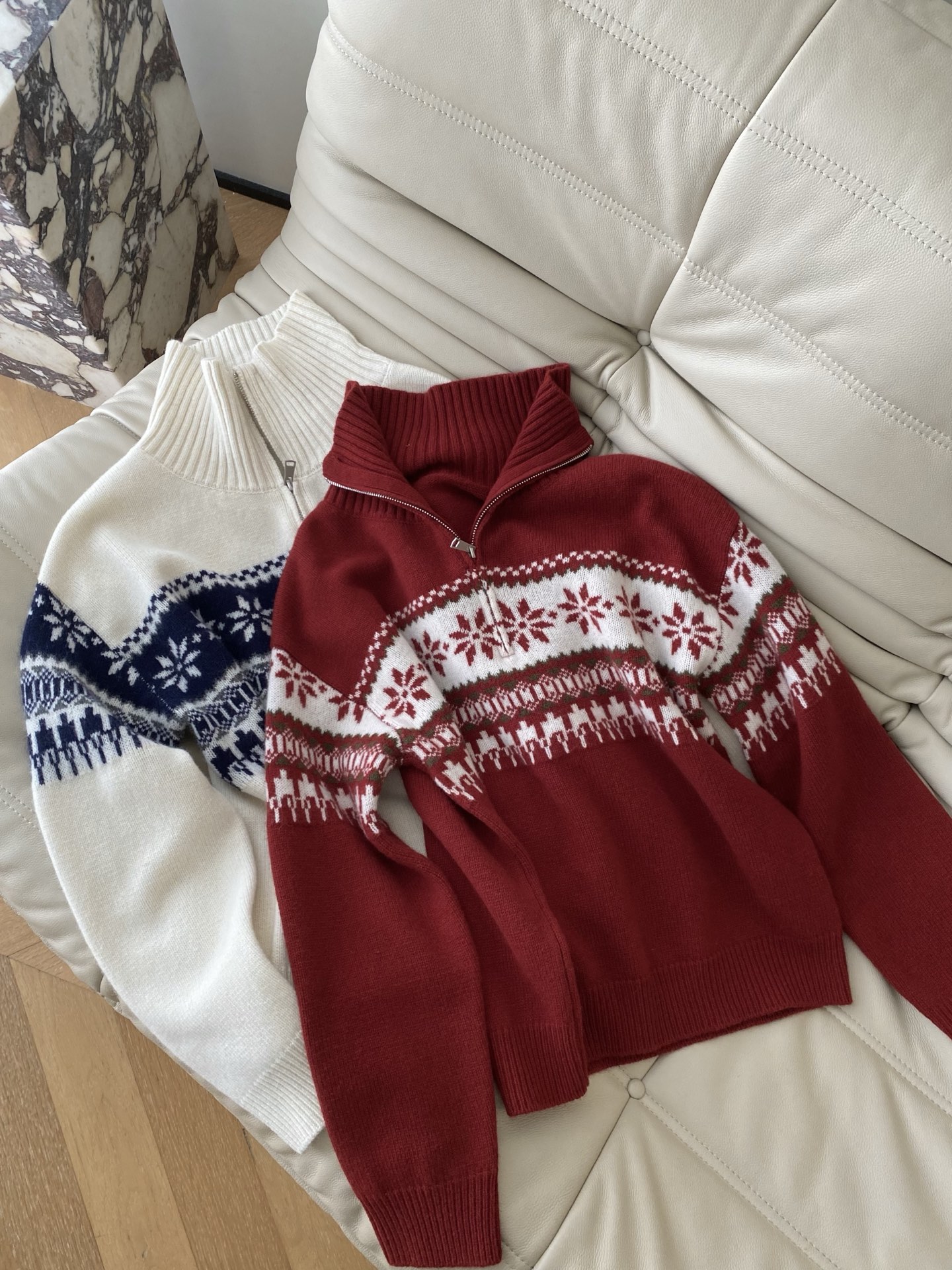 25。F秋冬 「圣诞氛围」费尔岛花纹半拉链毛衣 复古费尔岛花纹自带节日氛围感 半拉链立领设计随性又有腔调