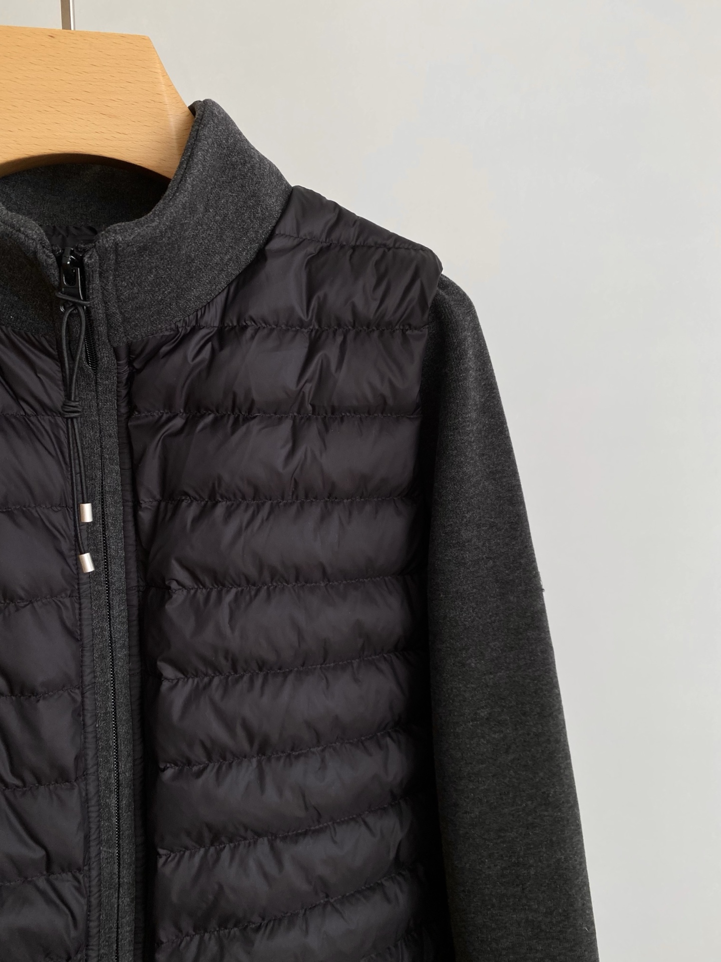 25。F秋冬 白鸭绒拼棉混纺休闲套装 秋冬刚需松弛感套装 时尚简约立领羽绒加棉混纺保暖不臃肿袖子和下摆的