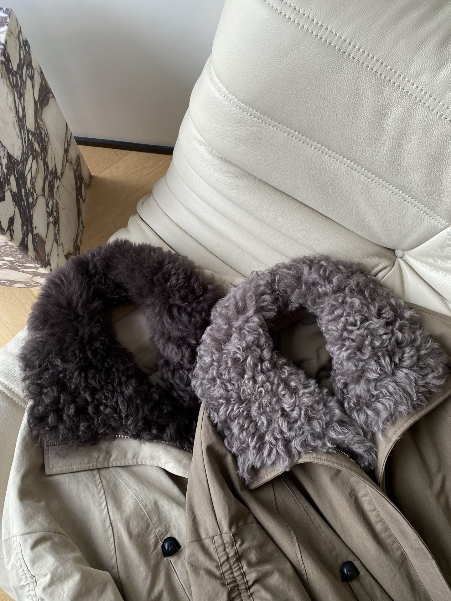 25。F秋冬 IMMI鹅绒夹克羽绒服 可拆卸毛领+轻盈90白鹅绒填充 毛领软软糯糯显贵气的同时兼具抗风性