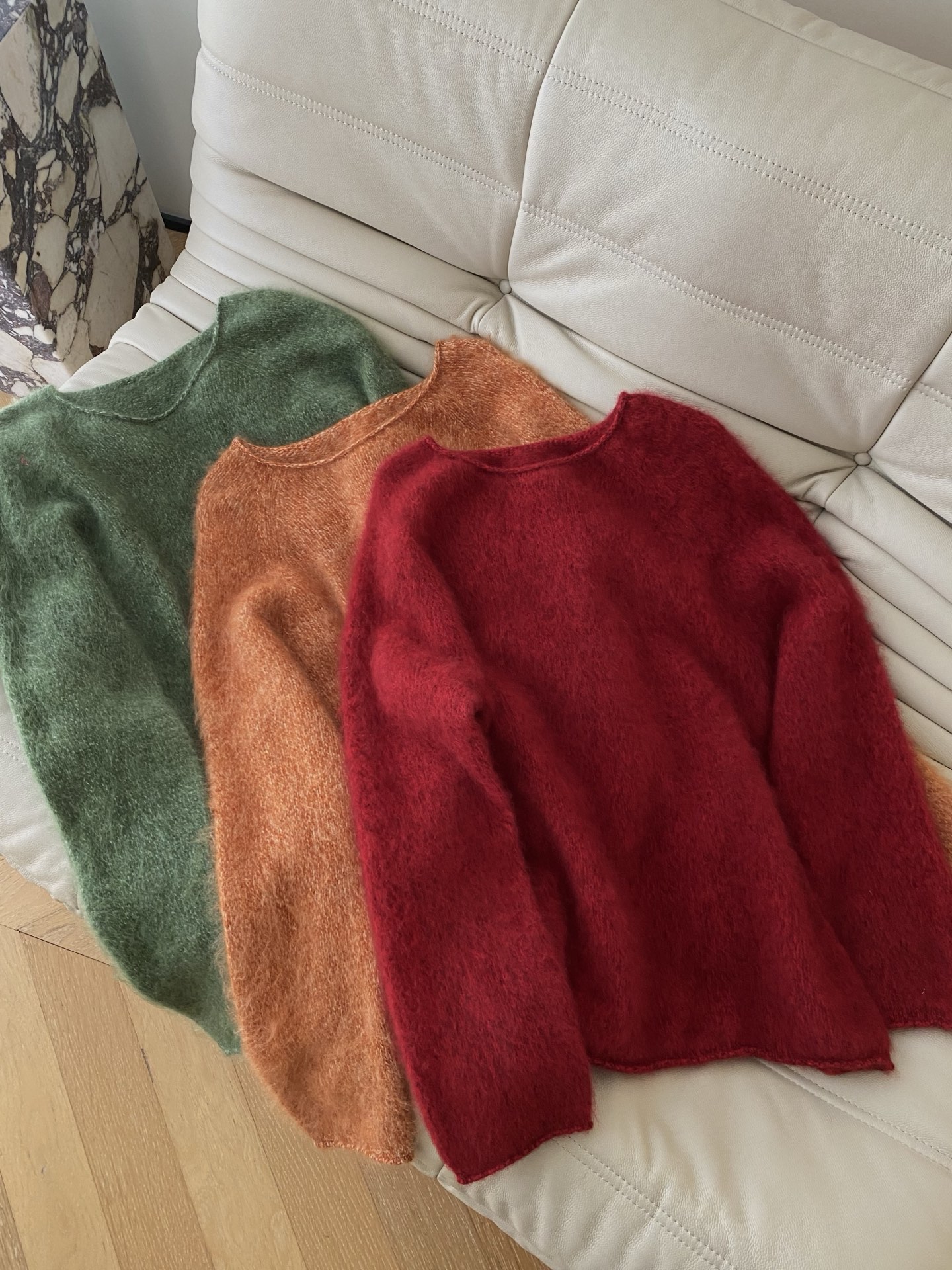 25。F秋冬 治愈系毛茸茸羊毛毛衣 甄选优质极细羊毛纤维精细工艺制作出毛茸茸的效果 糖果色系的穿搭真的超