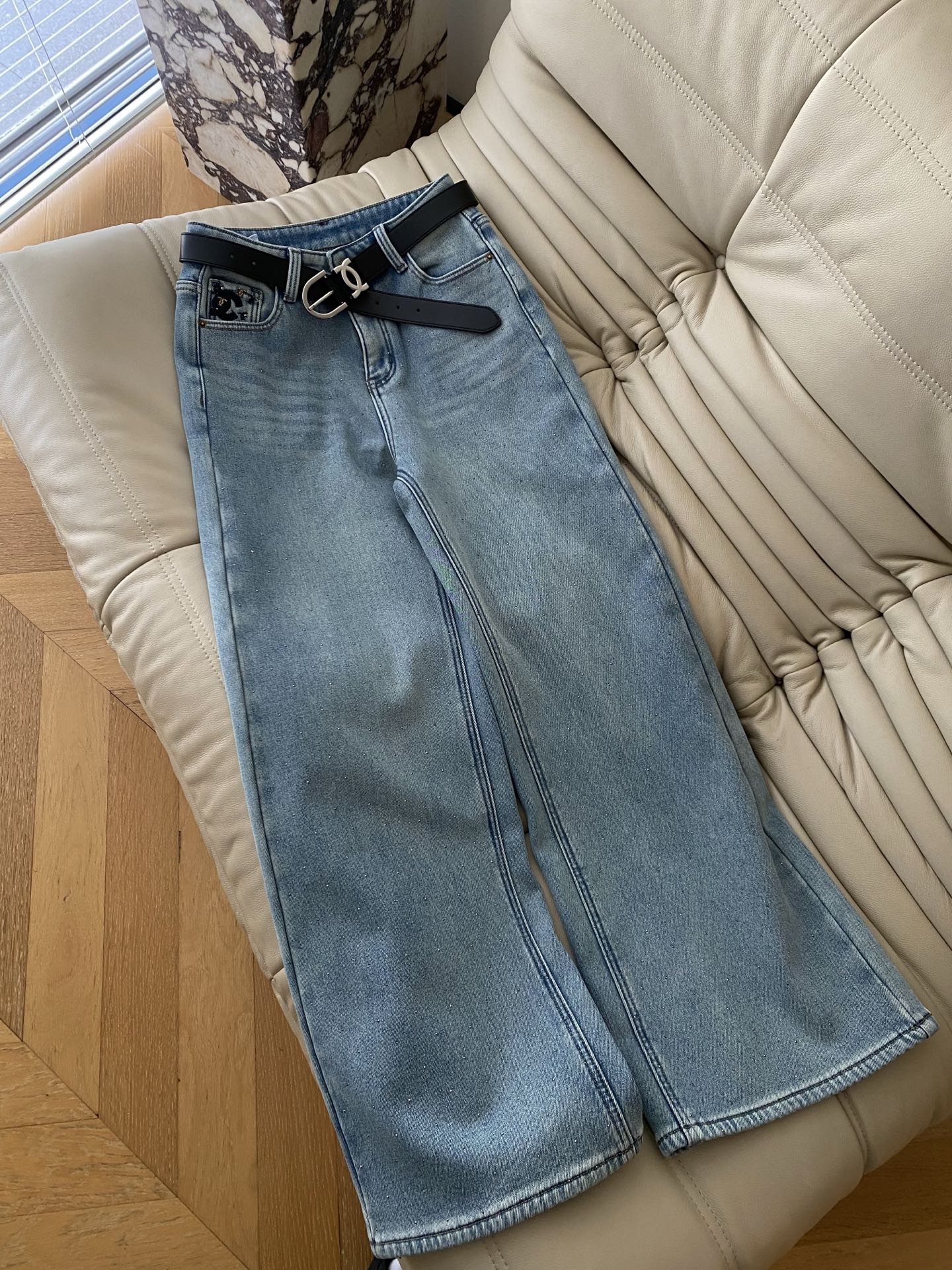 25。F秋冬 复古休闲加绒高腰休闲牛仔裤 巨百搭好穿的时尚单品保暖时尚双层作用 搭配皮质质感腰带更添一份