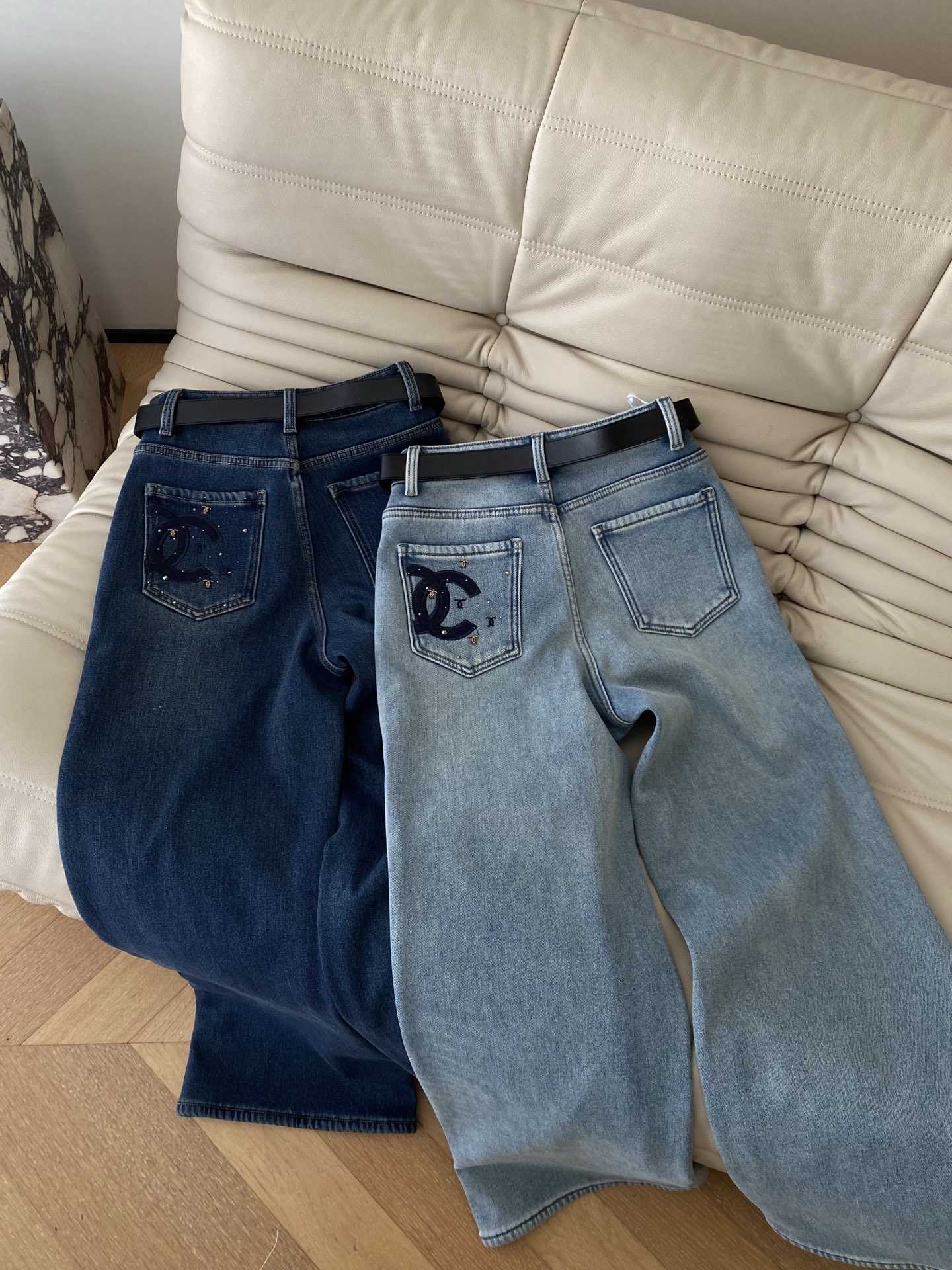 25。F秋冬 复古休闲加绒高腰休闲牛仔裤 巨百搭好穿的时尚单品保暖时尚双层作用 搭配皮质质感腰带更添一份