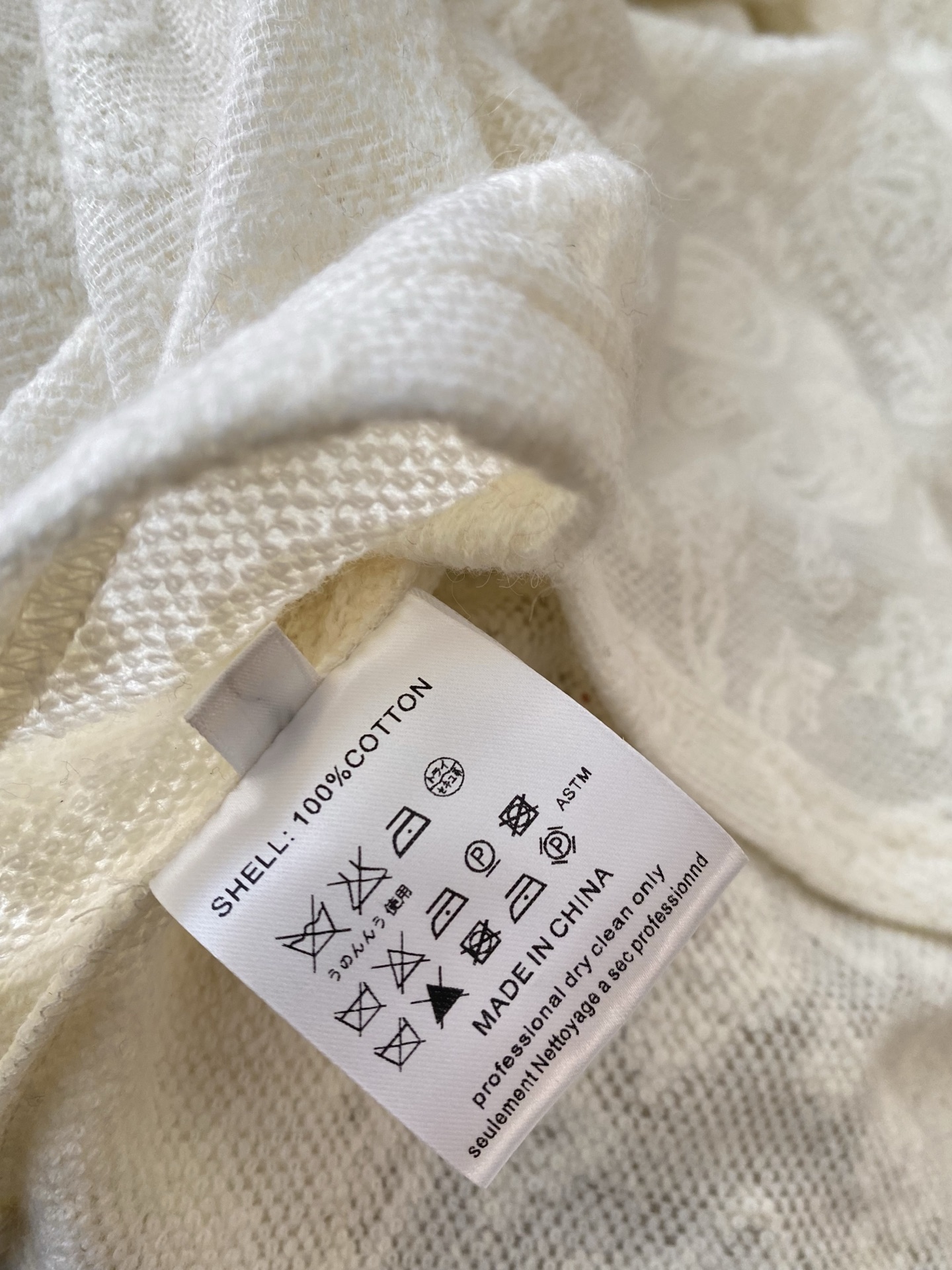 Paisley Pattern Knit Sweater White Round Neck Long Sleeve Pullover 10 i1764924832031 4251 0 7