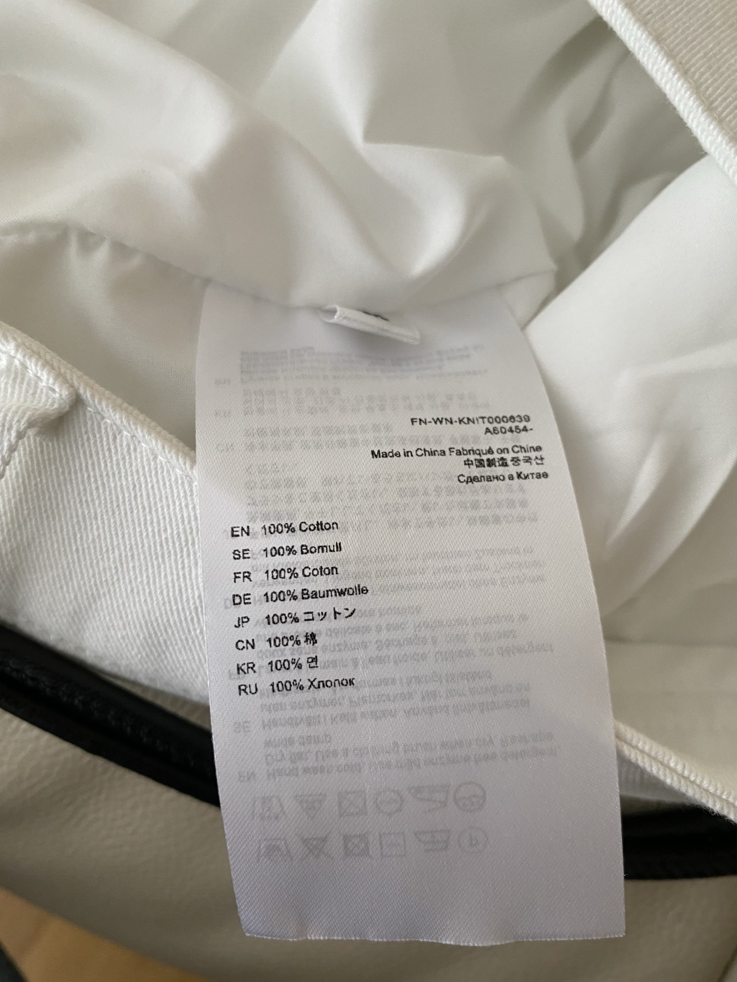 26SS 春夏新款镂空绣花阔腿休闲裤高腰抽绳设计搭配立体绣花，宽松阔腿版型暗藏显瘦小心机，奶白纯色还原松