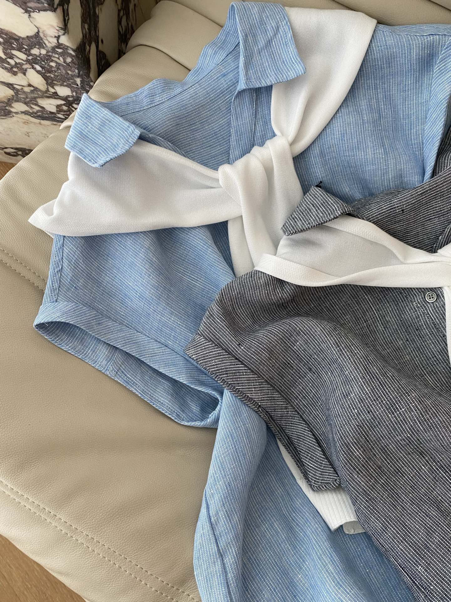26SS 春夏新款 | 肌理条纹披肩衬衫，亚麻面料自带透气呼吸感，撞色细条纹+可拆卸针织披肩自带学院松弛