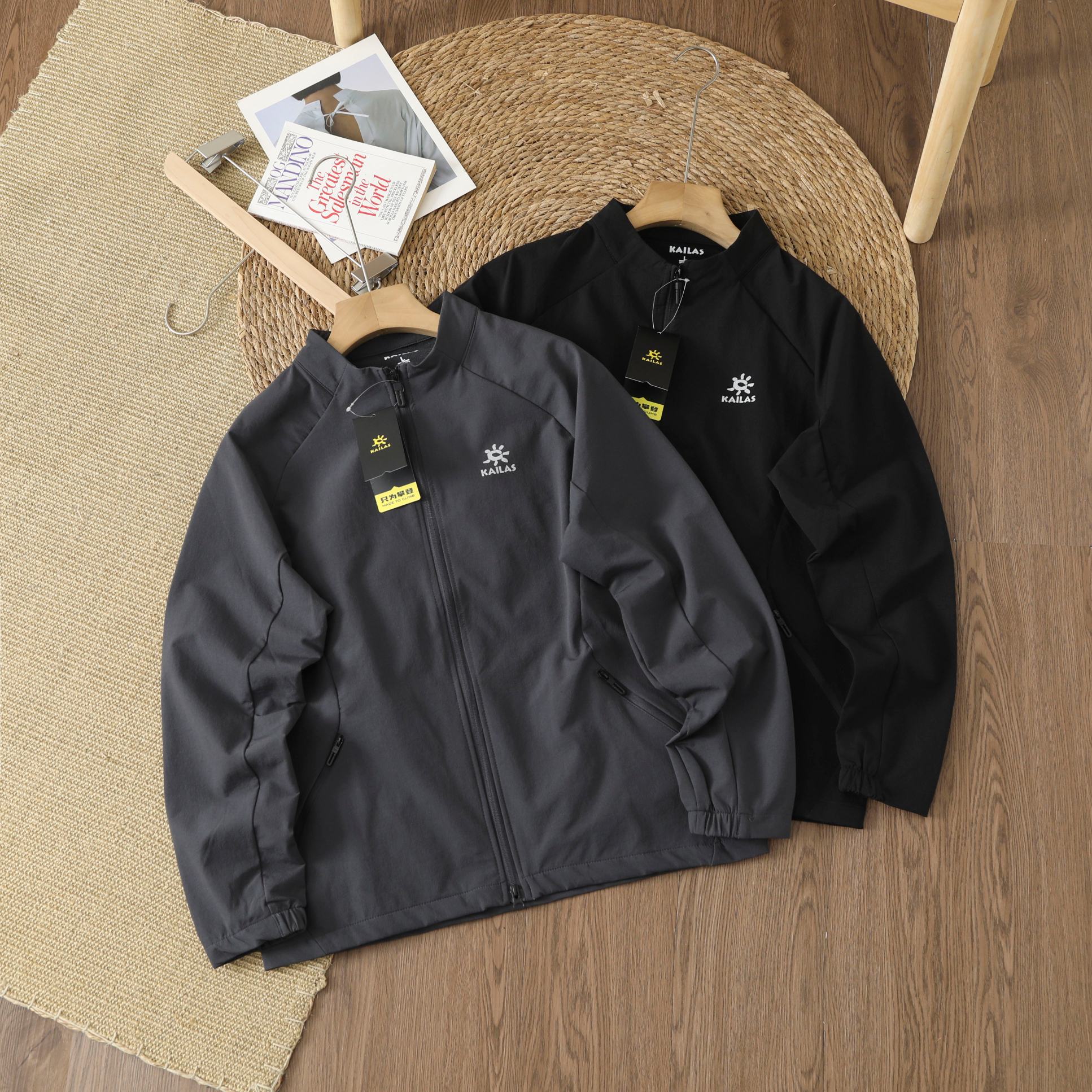 KAILAS Men's Windproof & Water-Resistant Full Zip Lightweight Jacket