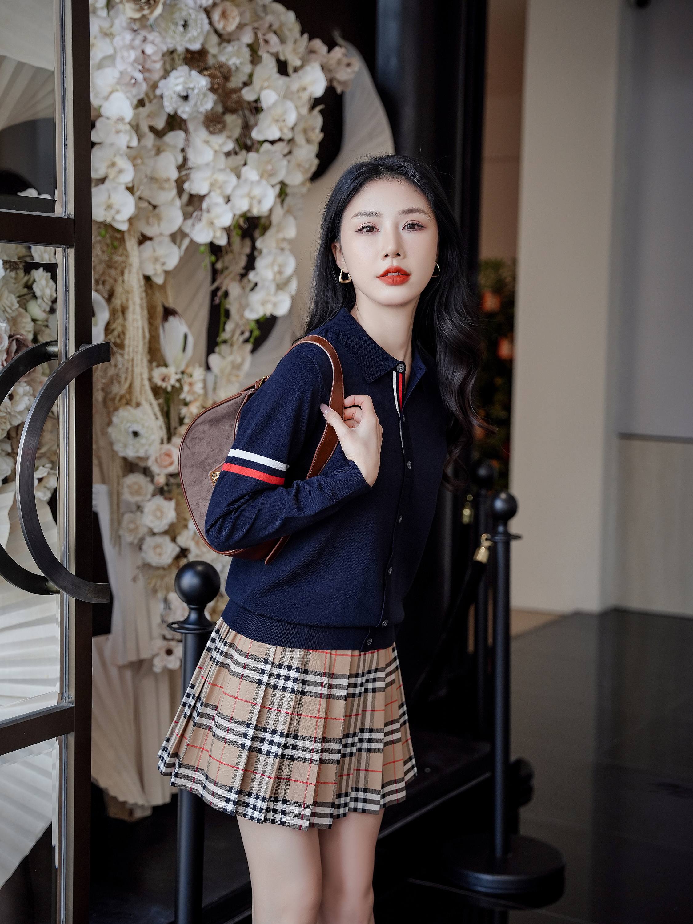 Elegant Women's Cardigan and Pleated Skirt Set, Stylish and Comfortable