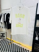 Dior Clothing T-Shirt Black White Spring/Summer Collection Short Sleeve