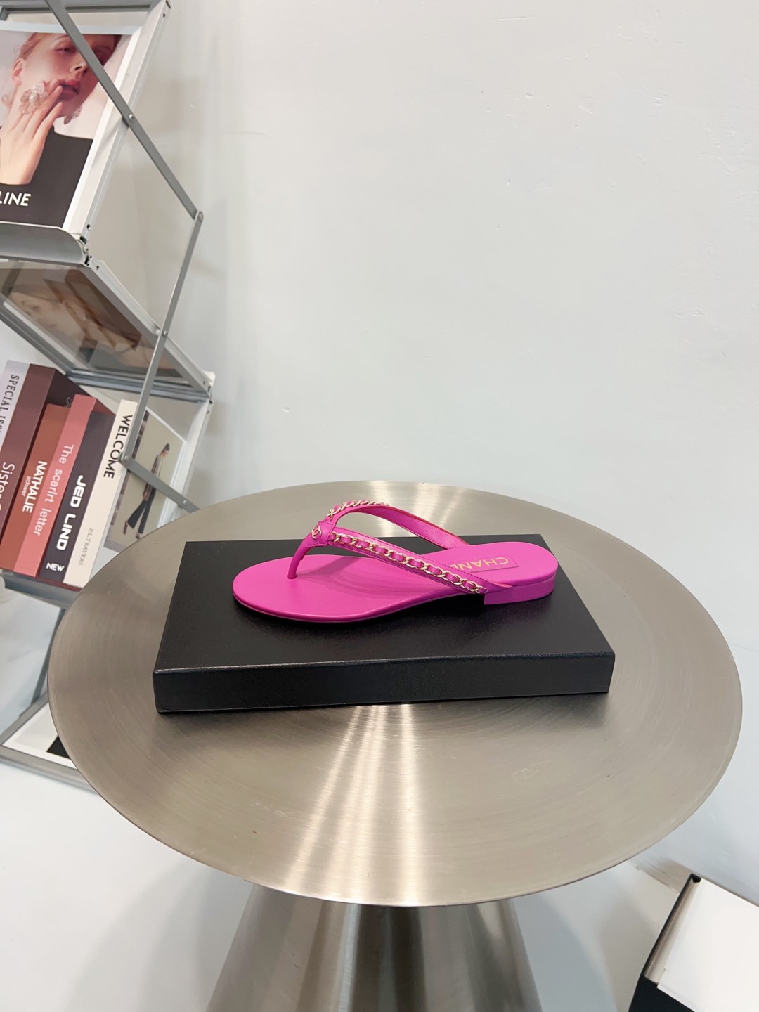 NO:238541,Rose Red Chain Flip Flops, Toe Sliding Shoes19860909玫红 链条人字拖,分趾鞋,Women's Shoes