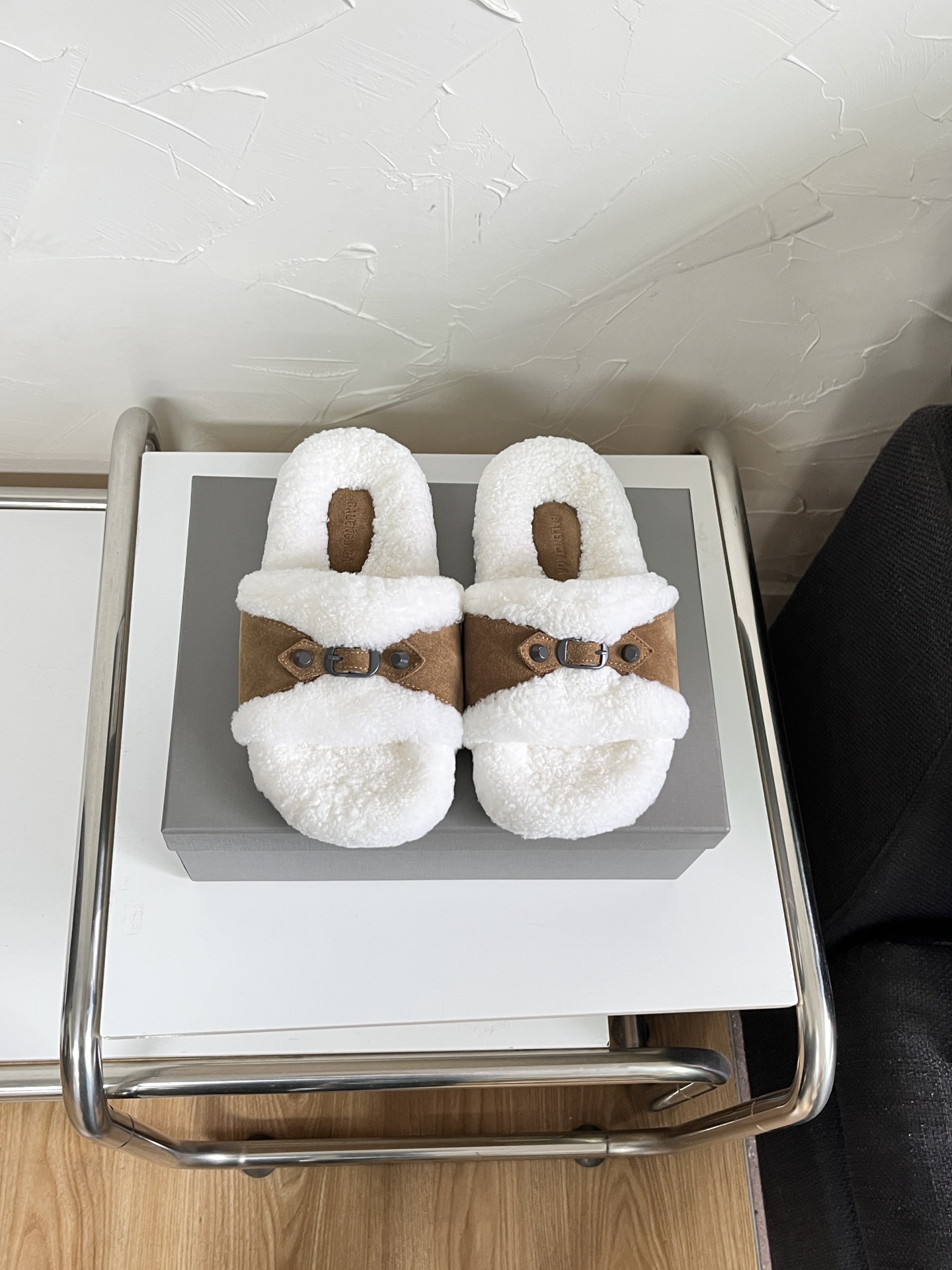 NO:577604,Balenciaga, fur shoes and slippers, balenciaga, slippers19860909巴黎世家,毛毛鞋拖鞋,balenciaga,slippers,Women's Shoes