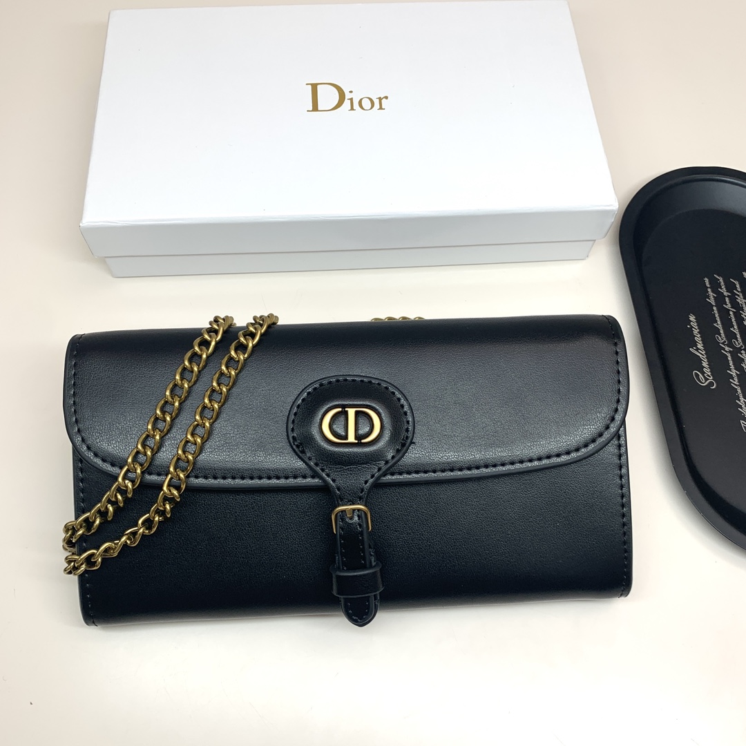 Brand:** Dior - Comprehensive