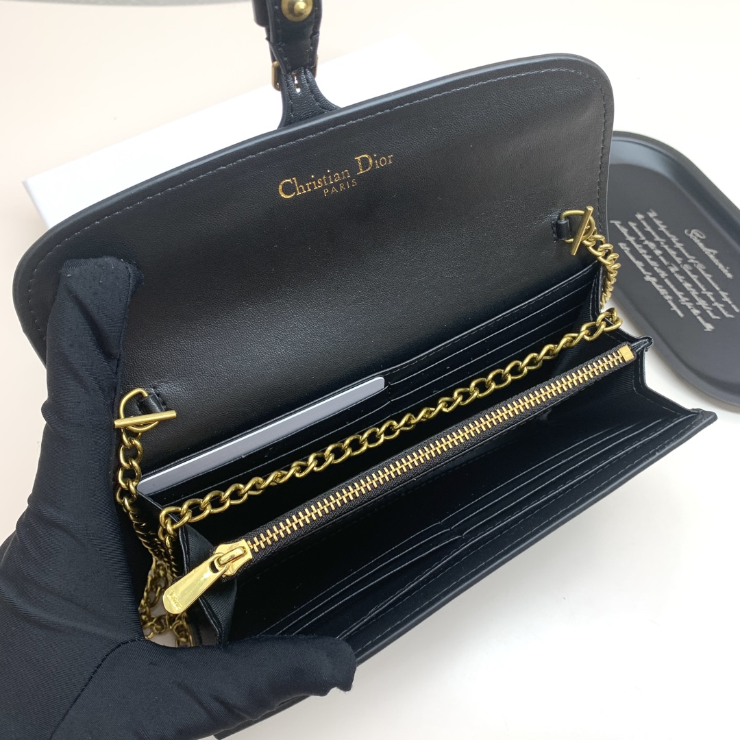品牌:Dior 926 7