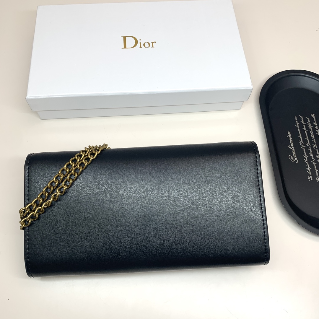品牌:Dior 926 3