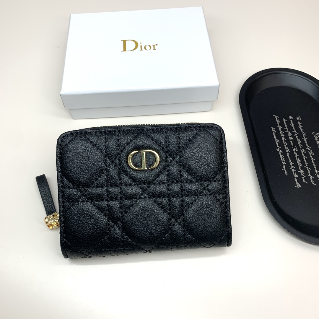 Dior Black everyday