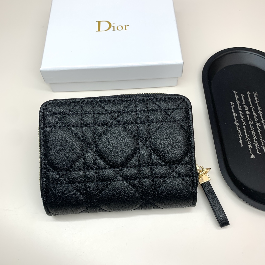 Dior Black everyday
