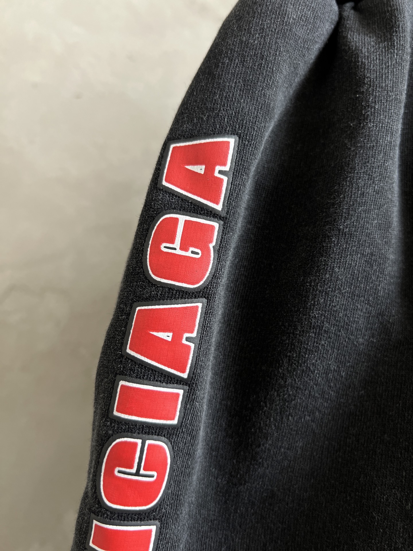 

Balenciaga巴黎世家新款BLCG 2025ss 印花字母双环早春新款经典双环印花磨洗水短裤 