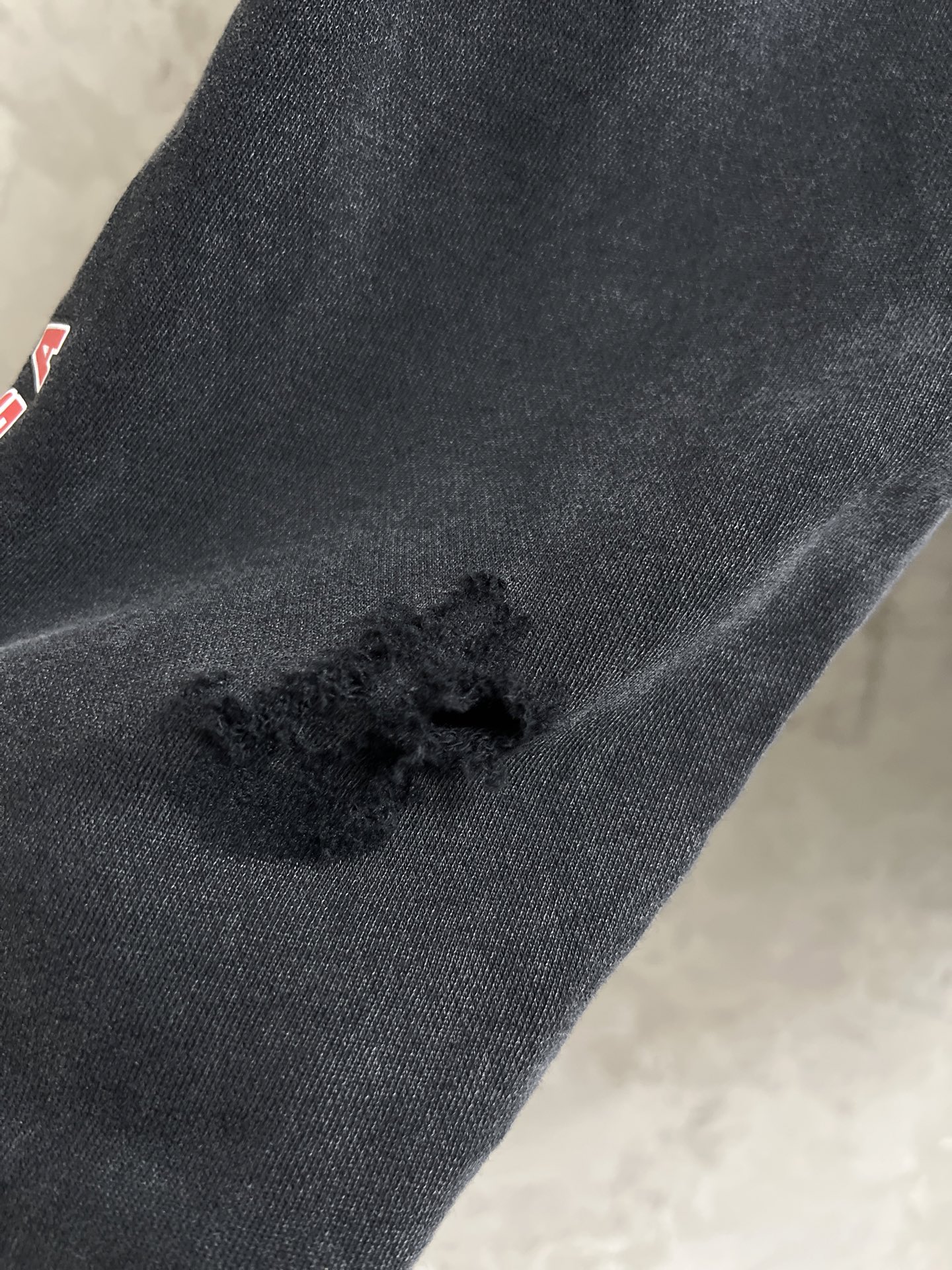  

Balenciaga新款巴黎世家BLCG 2025ss 印花字母双环早春新款经典双环印花磨洗水运动