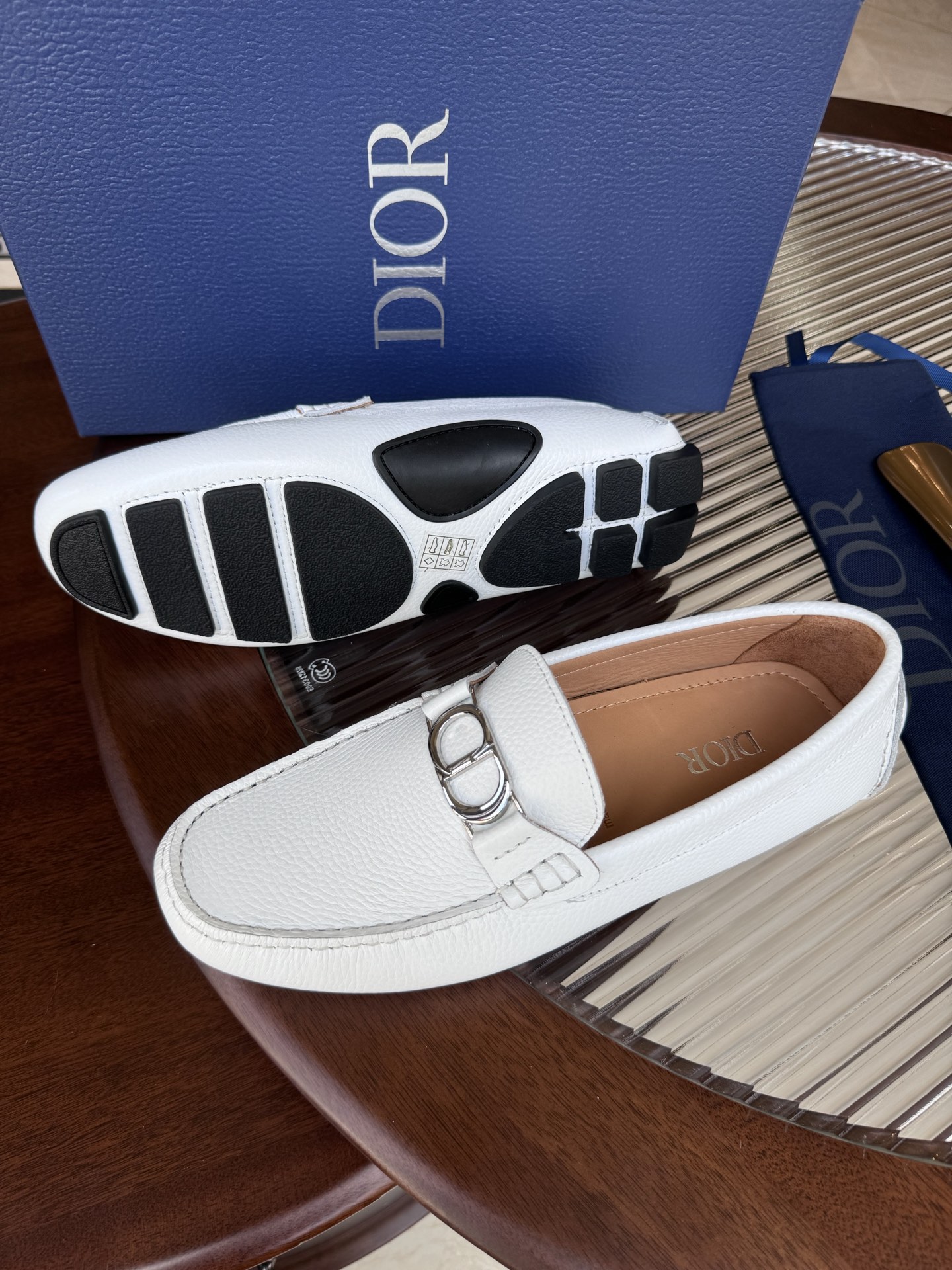 디올 신발 132713 Dior Shoes 썸네일 이미지